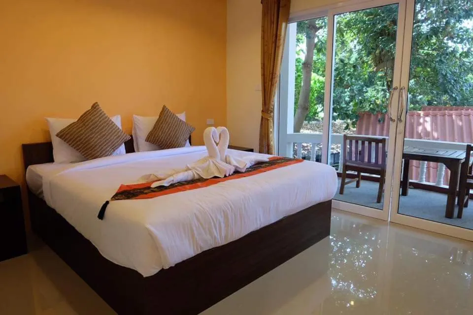 One-Bedroom Apartment in family guesthouse chaweng