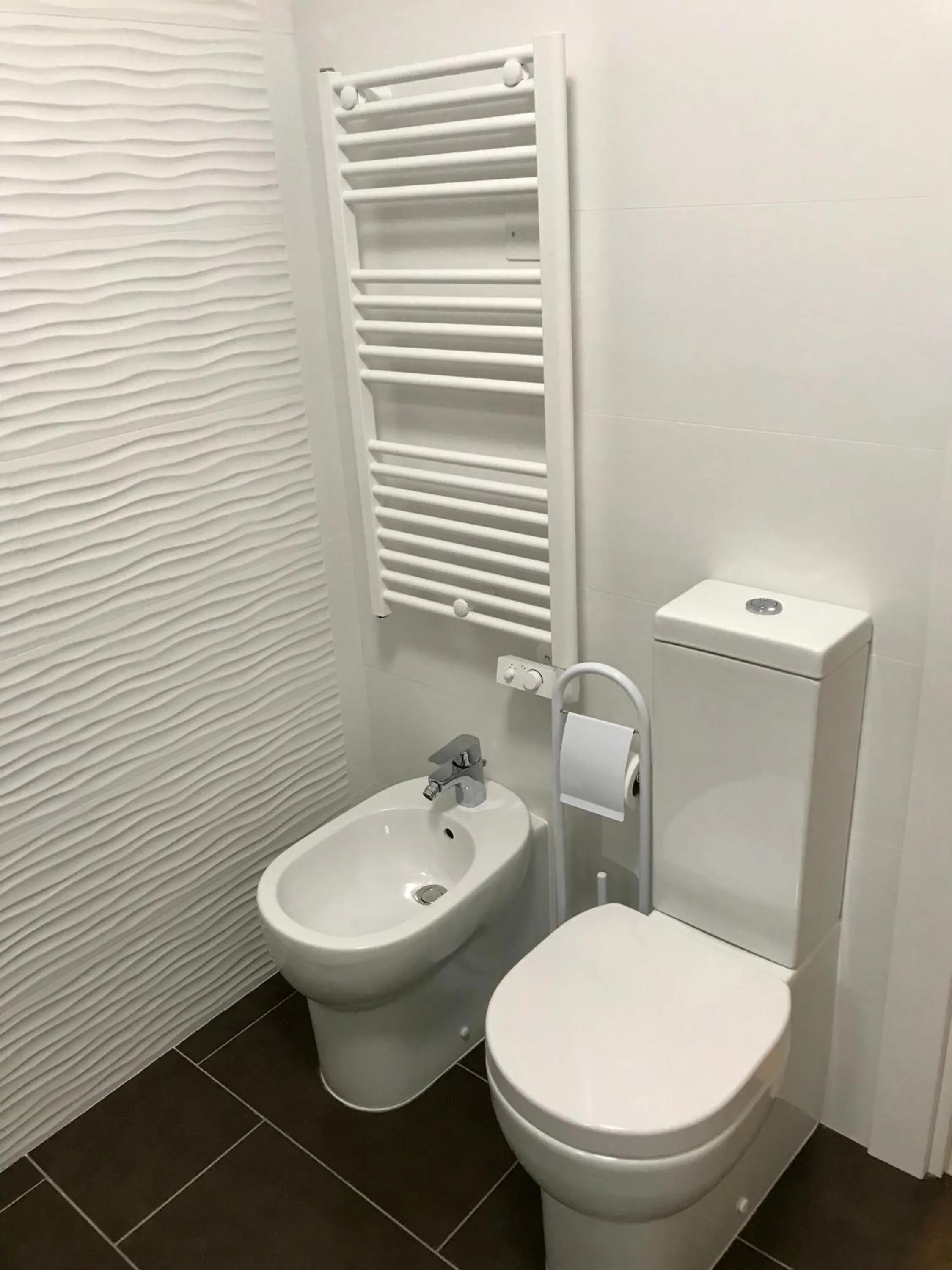 Shower in Time Out ApartHotel