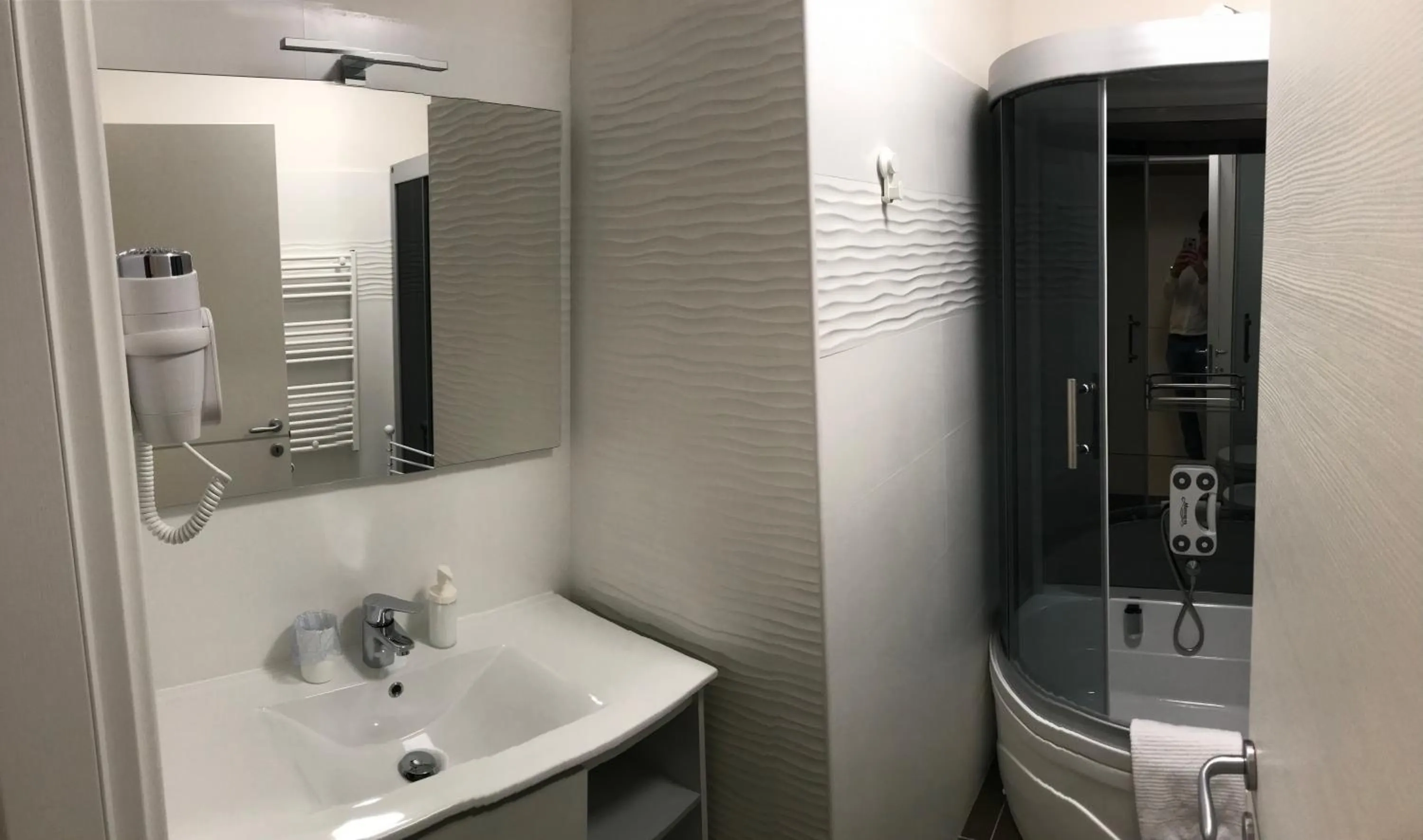 Shower in Time Out ApartHotel