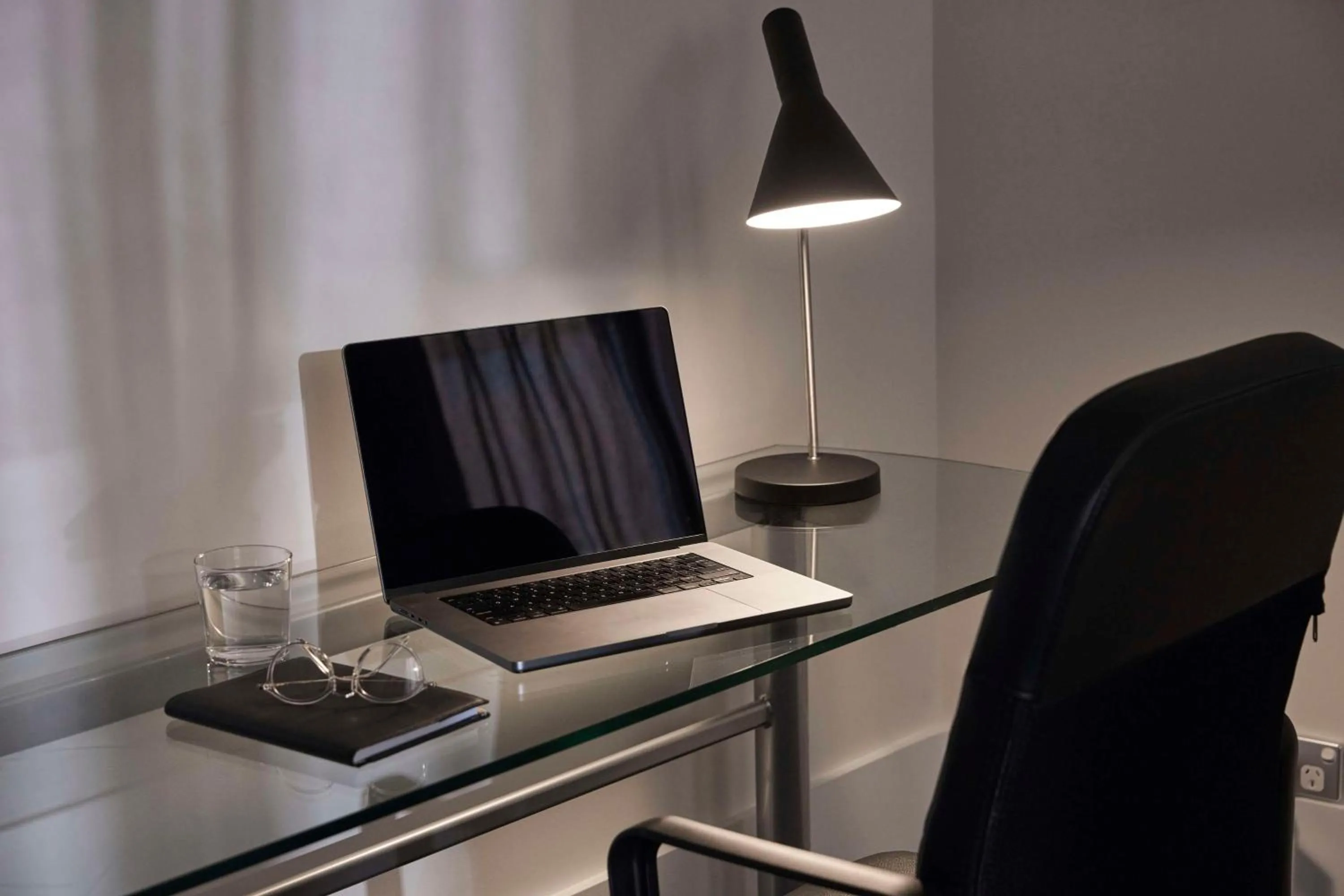 Bedroom in The Victoria Hotel