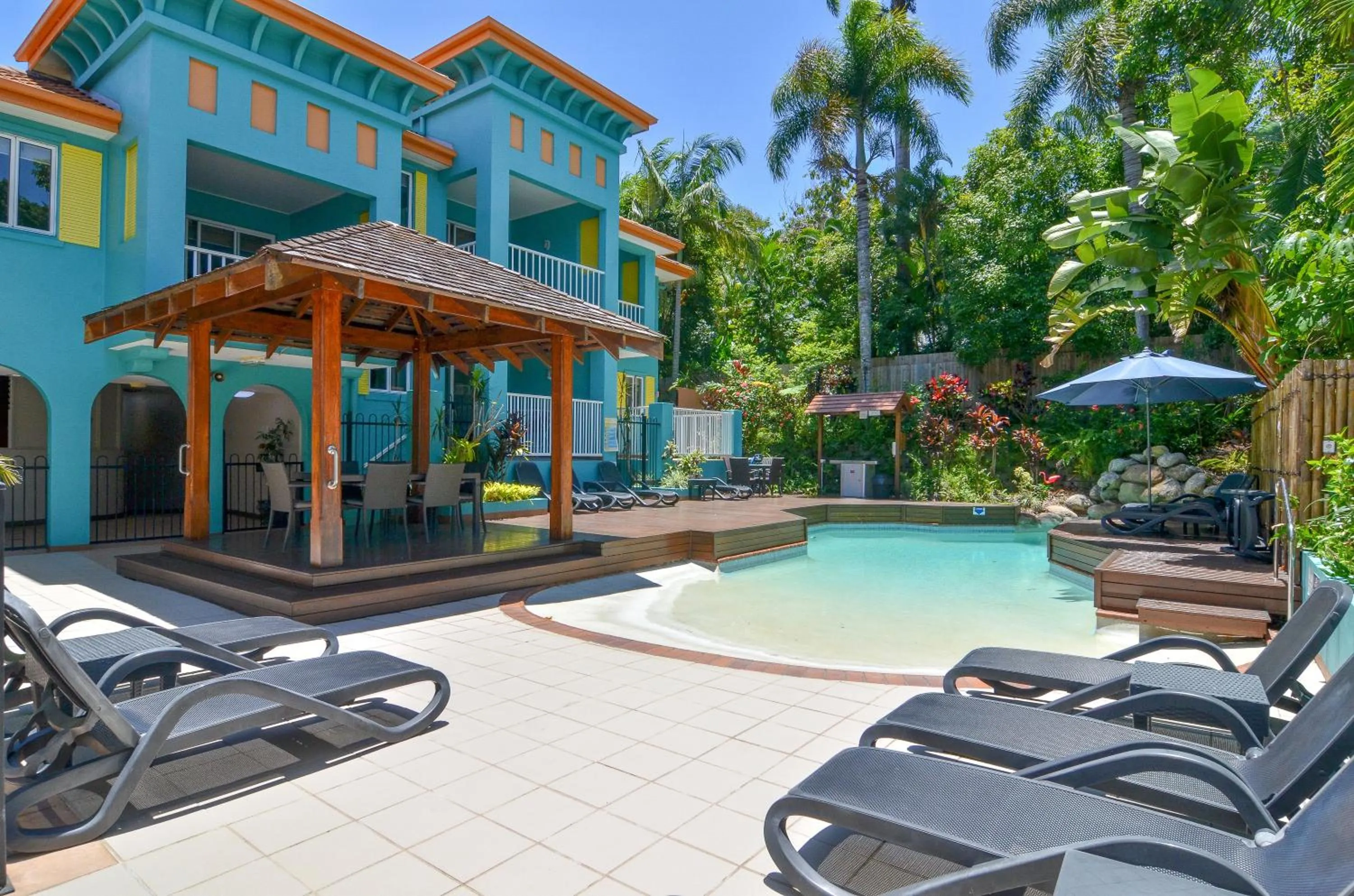 BBQ facilities in Le Cher Du Monde Adults Only