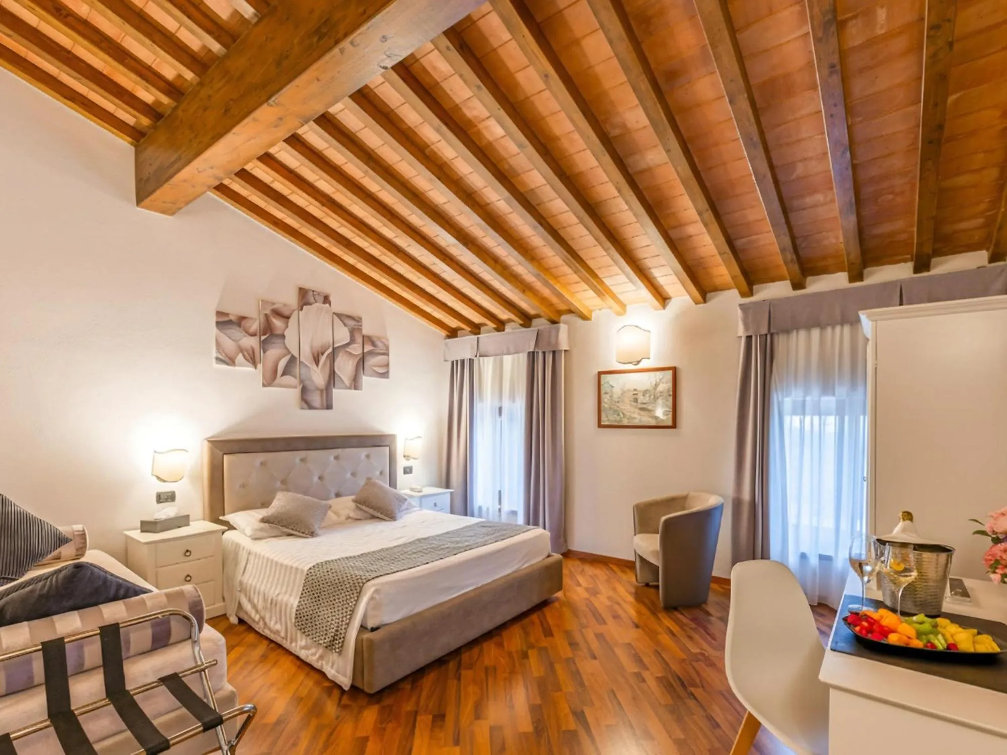 Bedroom, Bed in Hotel Villa Cariola