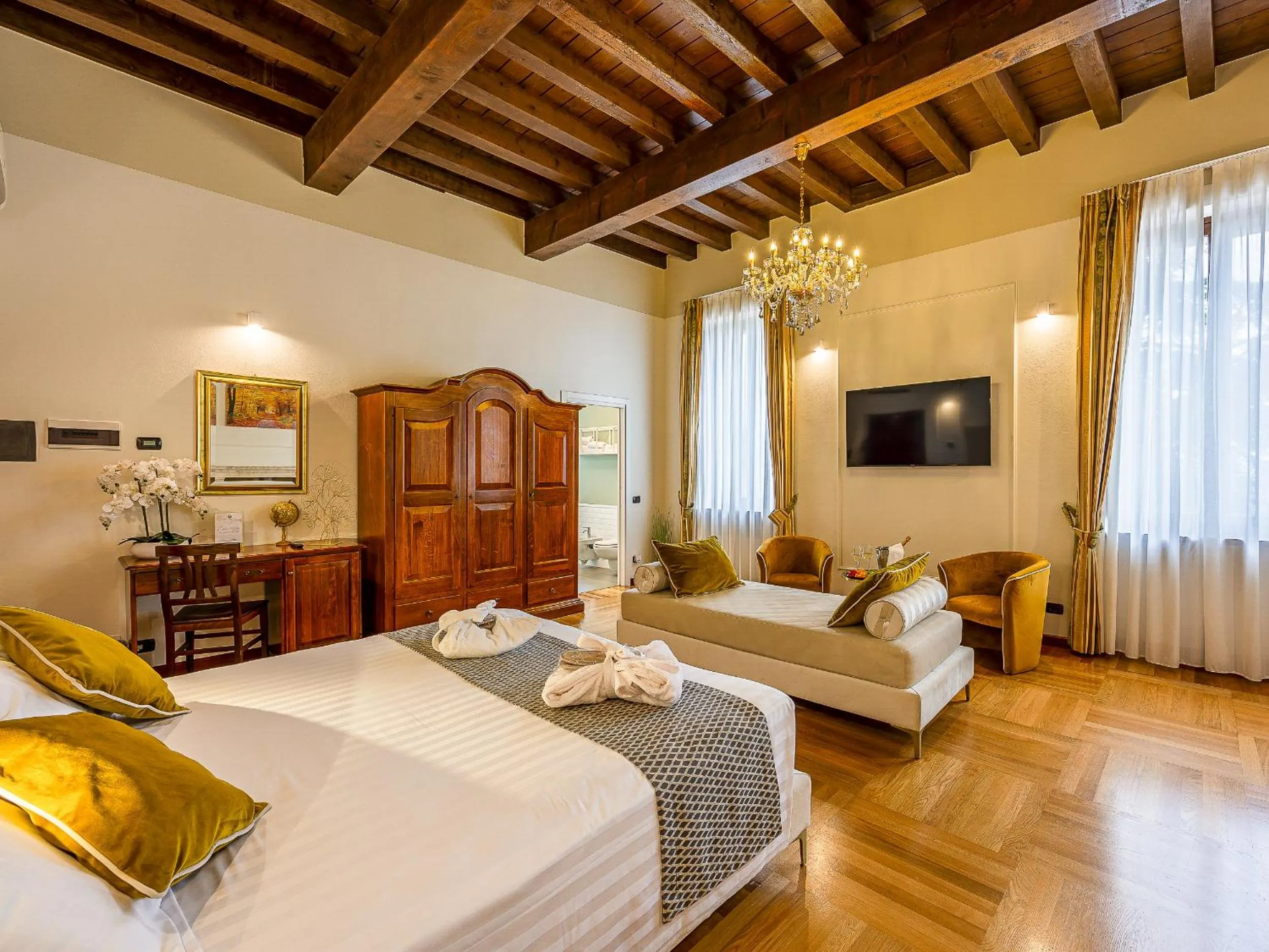 Bed in Hotel Villa Cariola