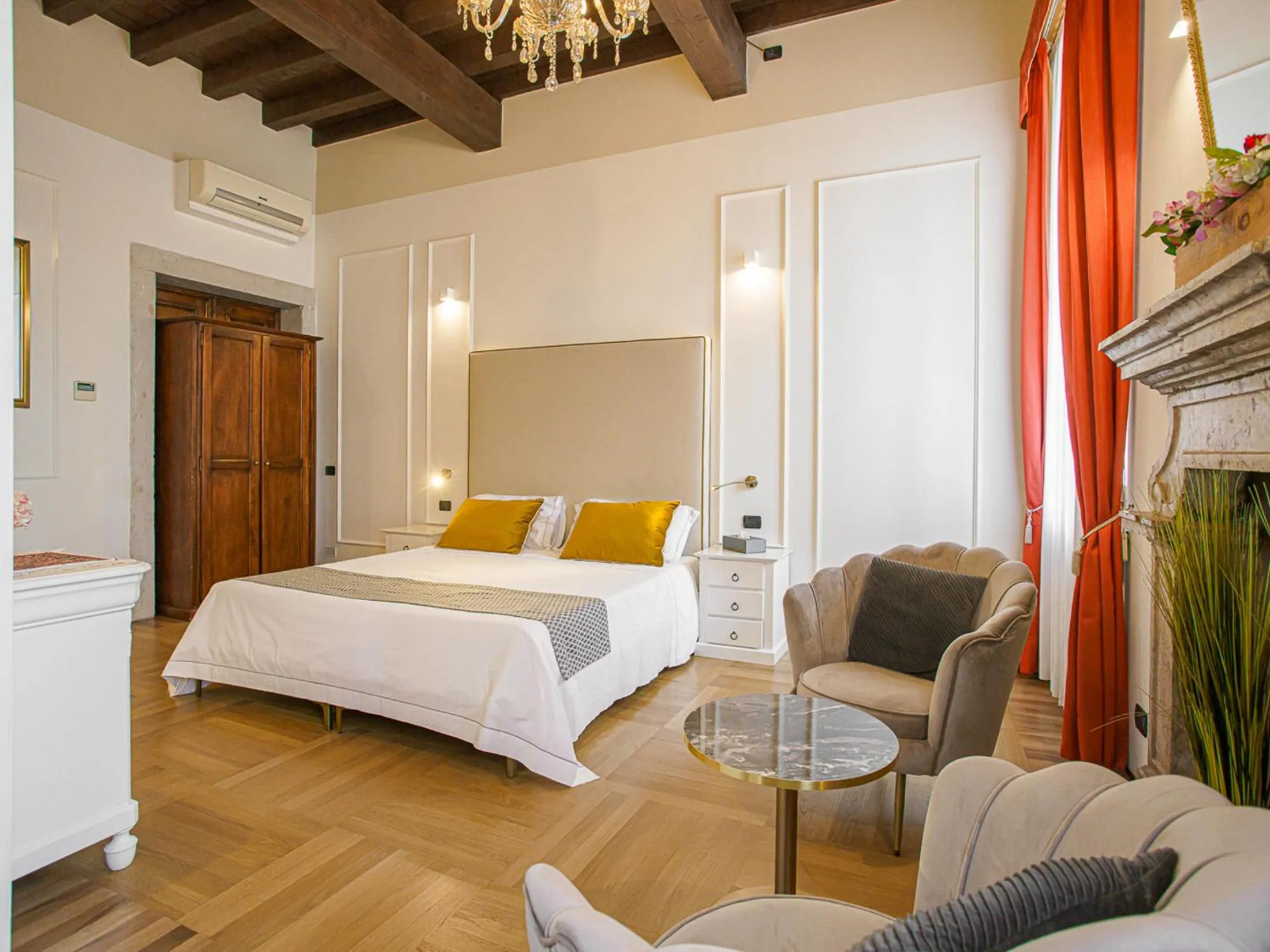 Bed in Hotel Villa Cariola