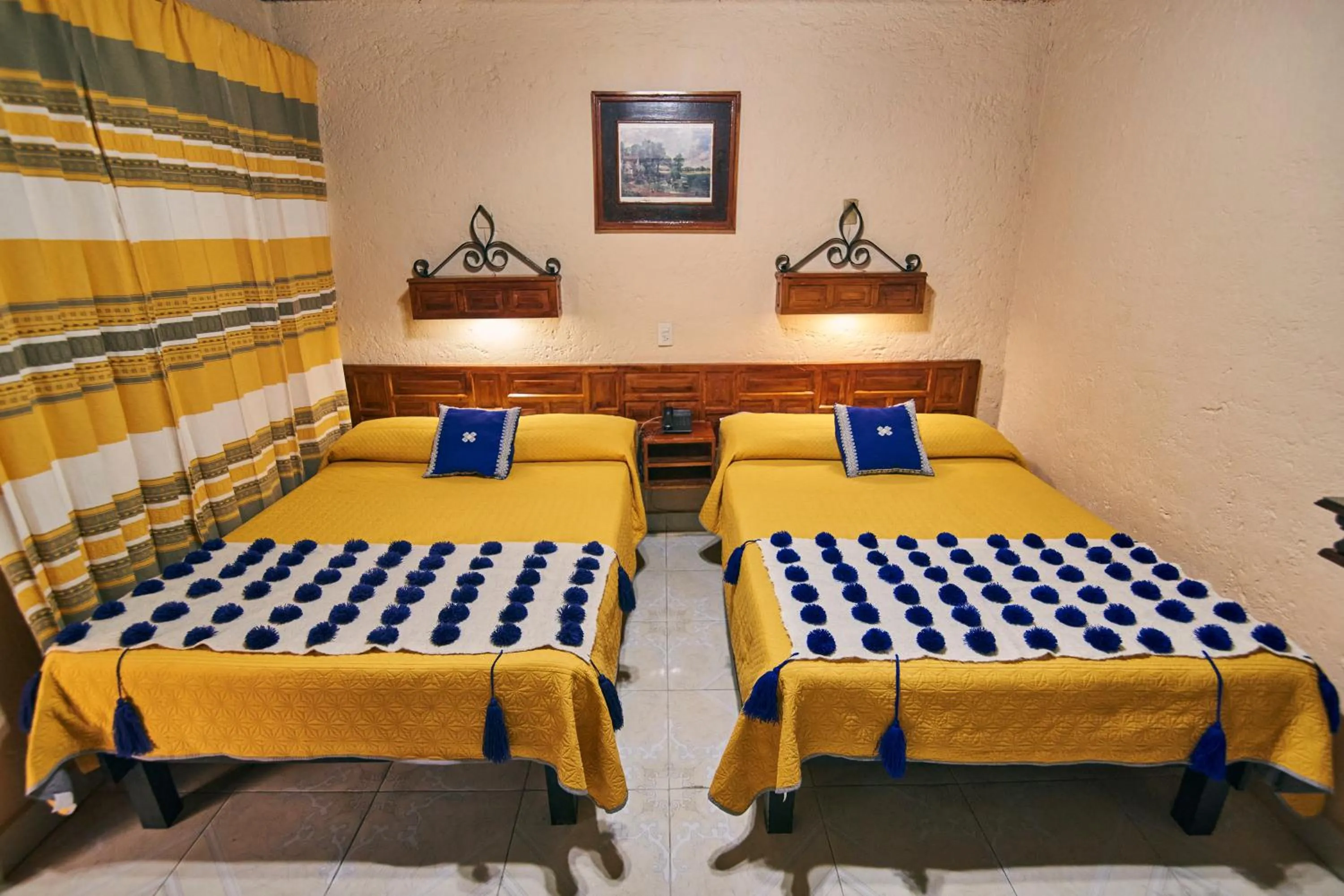 Bed in Hotel Palacio de Moctezuma