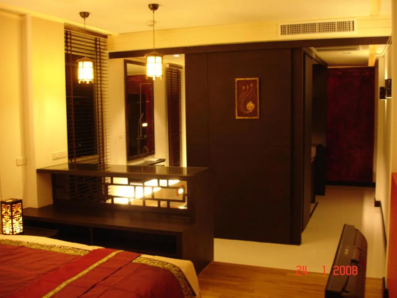 Bed in room 5 pattaya tower