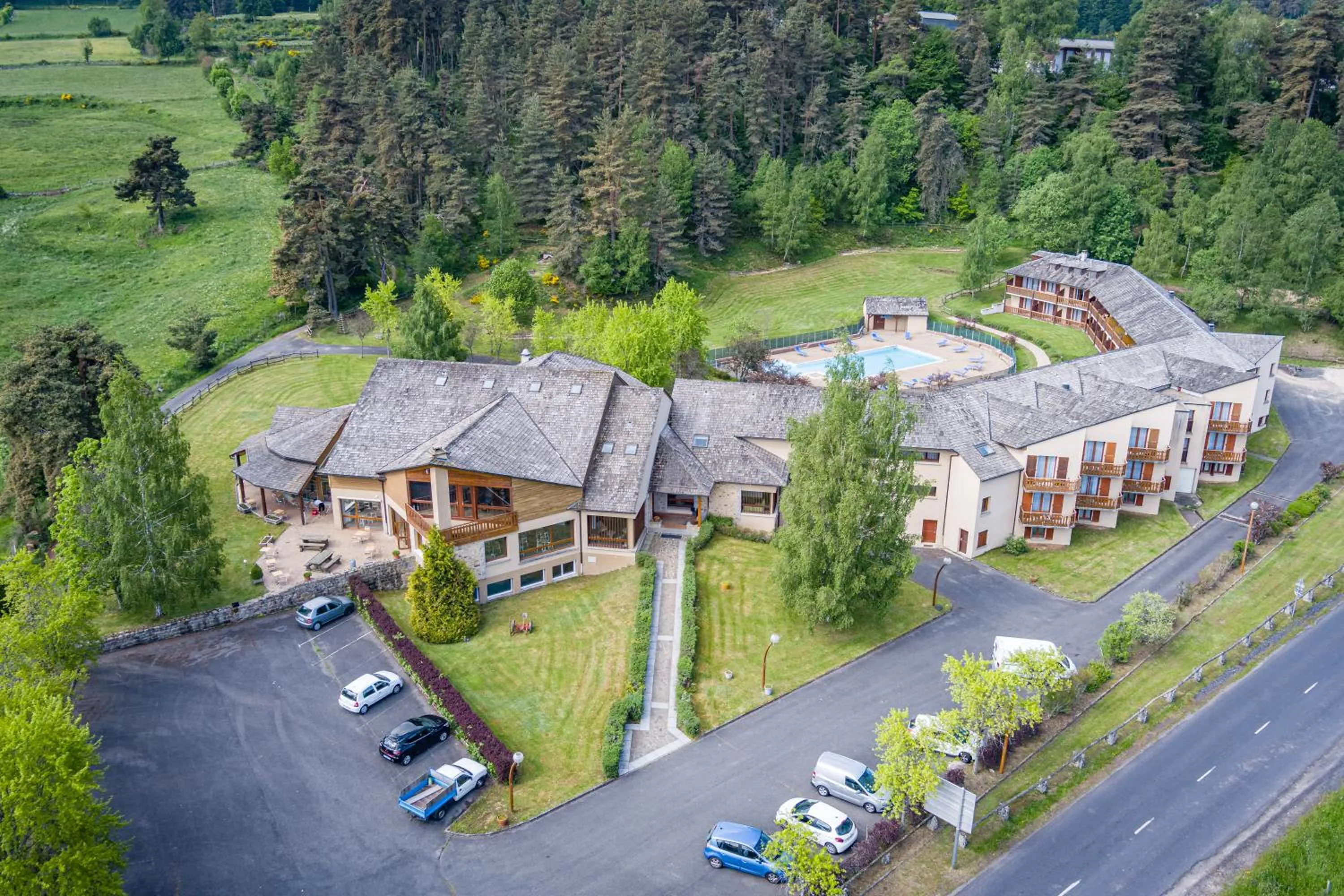 Property building in Les Hameaux De Lozere Sure Hotel Collection by Best Western