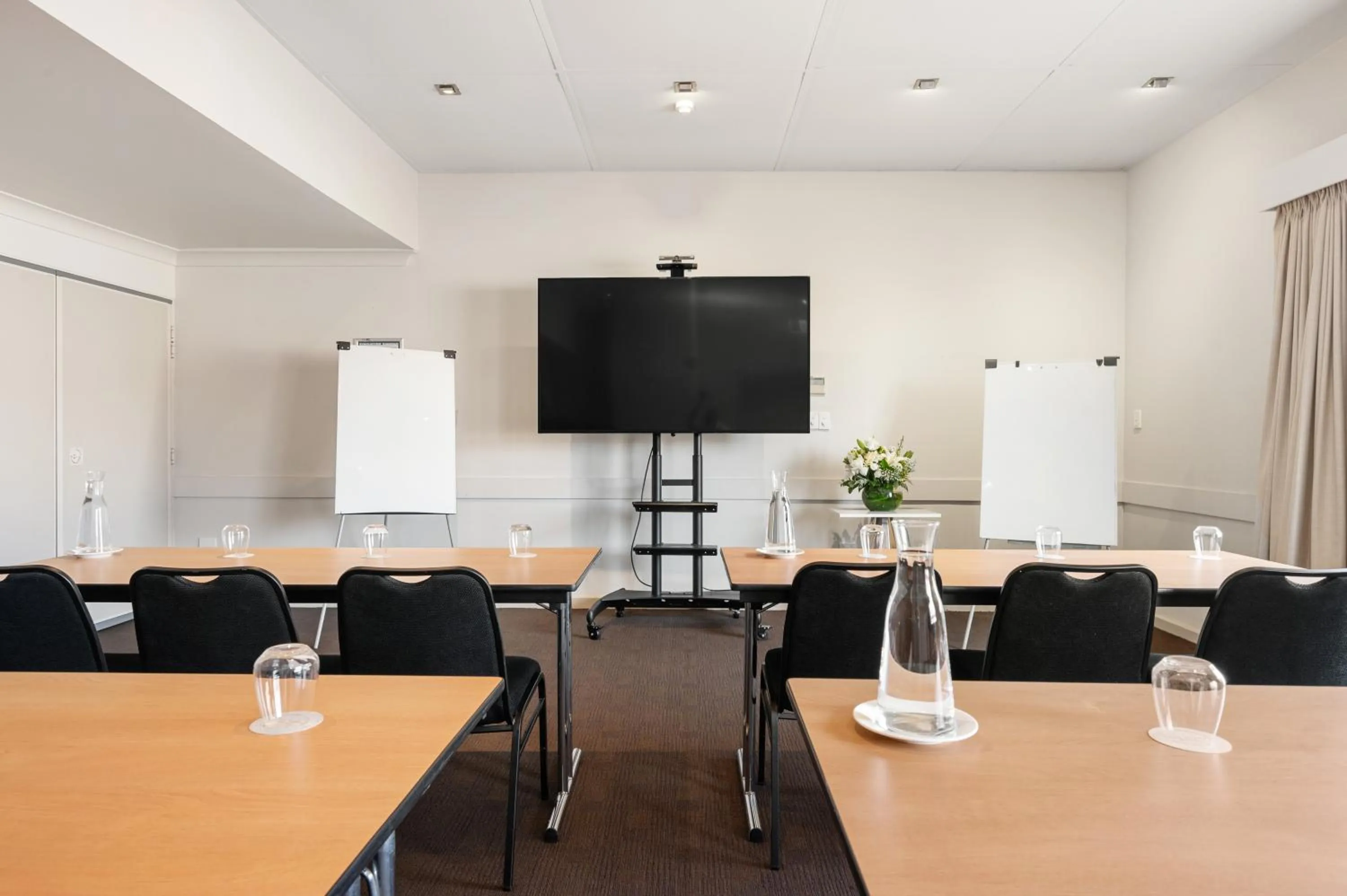 Meeting/conference room in The Plaza Hotel Kalgoorlie