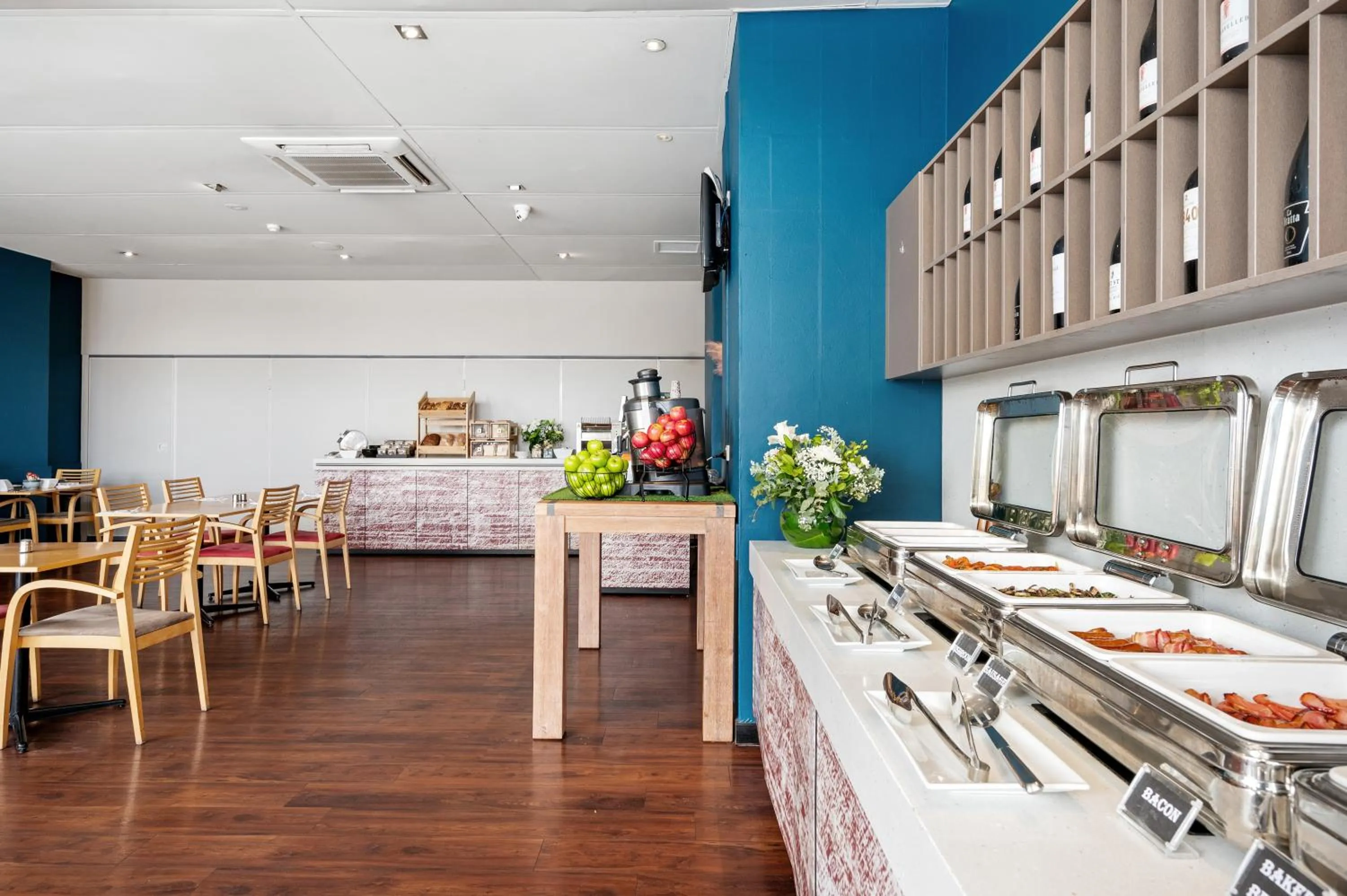 Breakfast in The Plaza Hotel Kalgoorlie