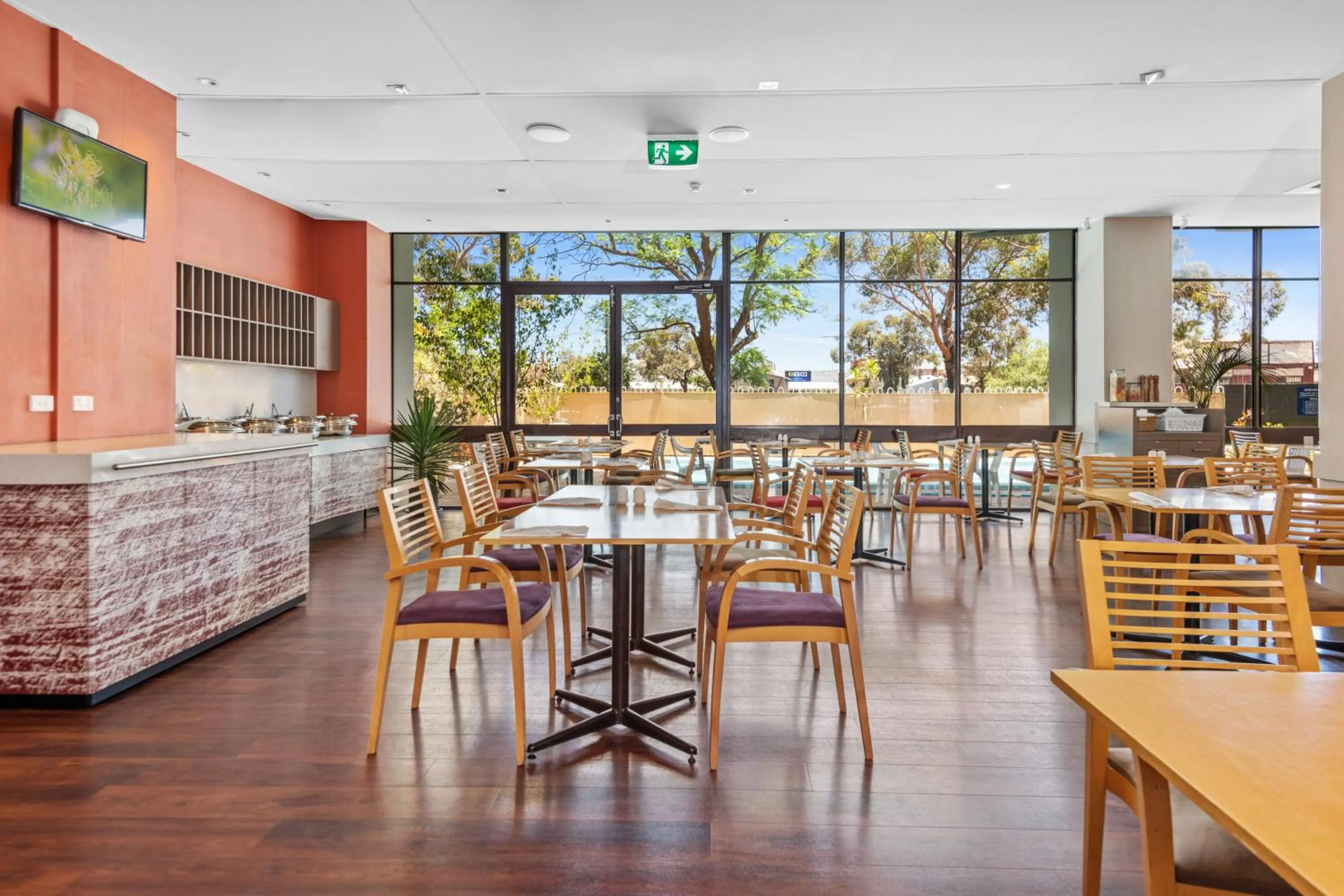 Restaurant/places to eat in The Plaza Hotel Kalgoorlie