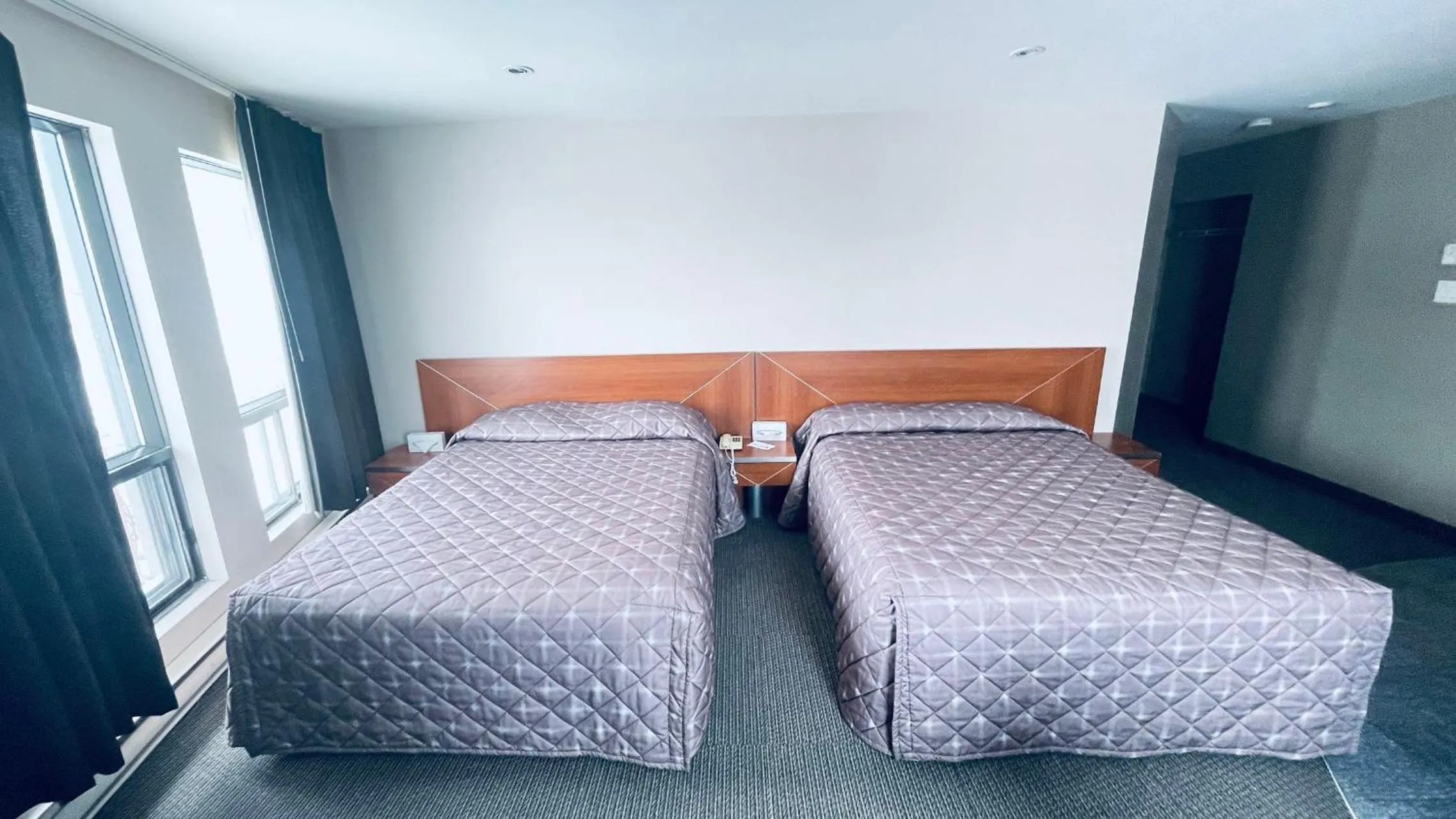 Bedroom, Bed in Motel Falcon