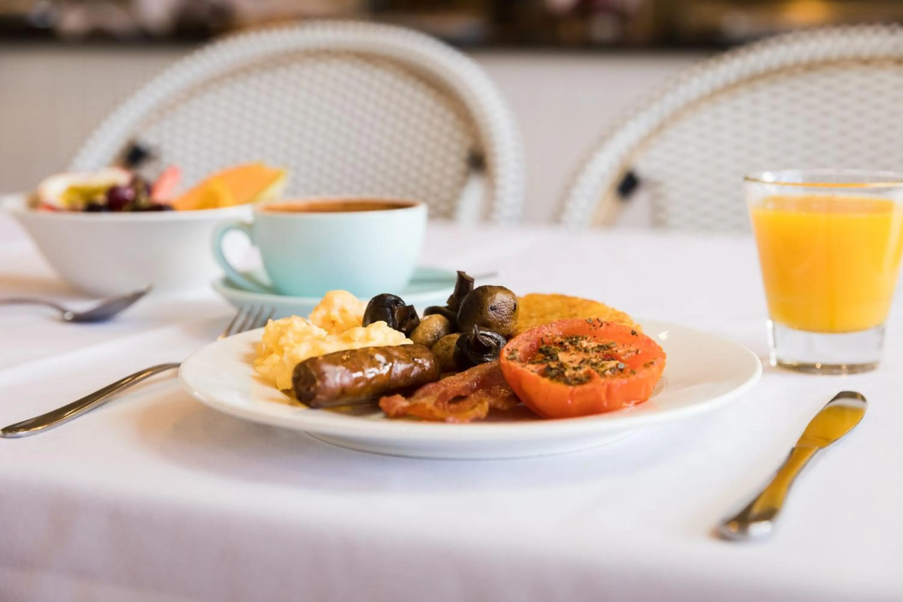 Food and drinks in Contour Hotel Katherine