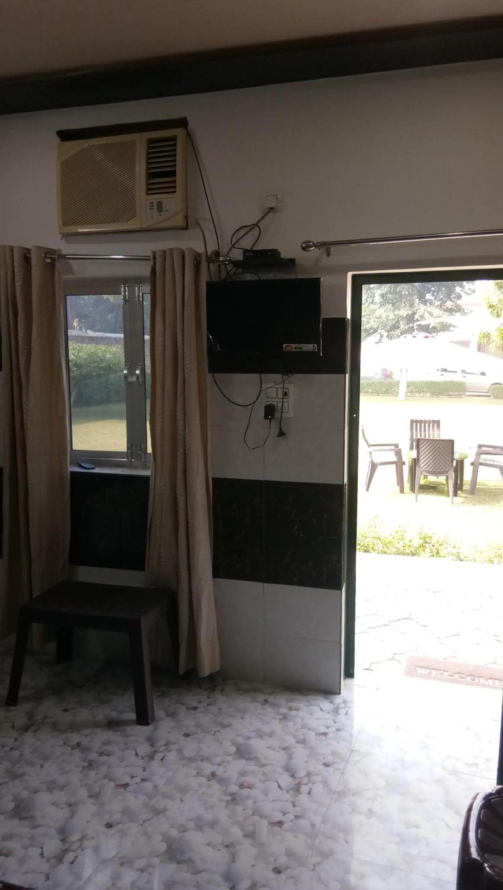 TV and multimedia in Radha Krishna Dham