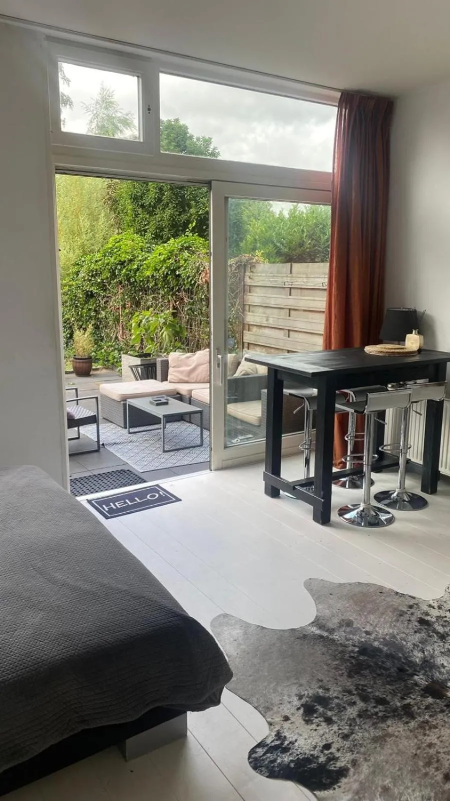 Living room, Bed in Canal Garden Apartment StayWell Amsterdam
