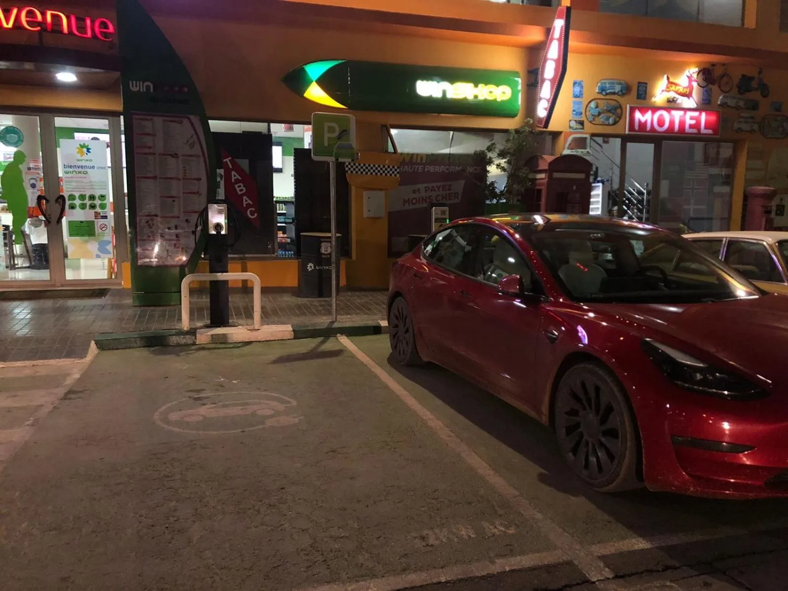 Parking in Motel Safari Budget