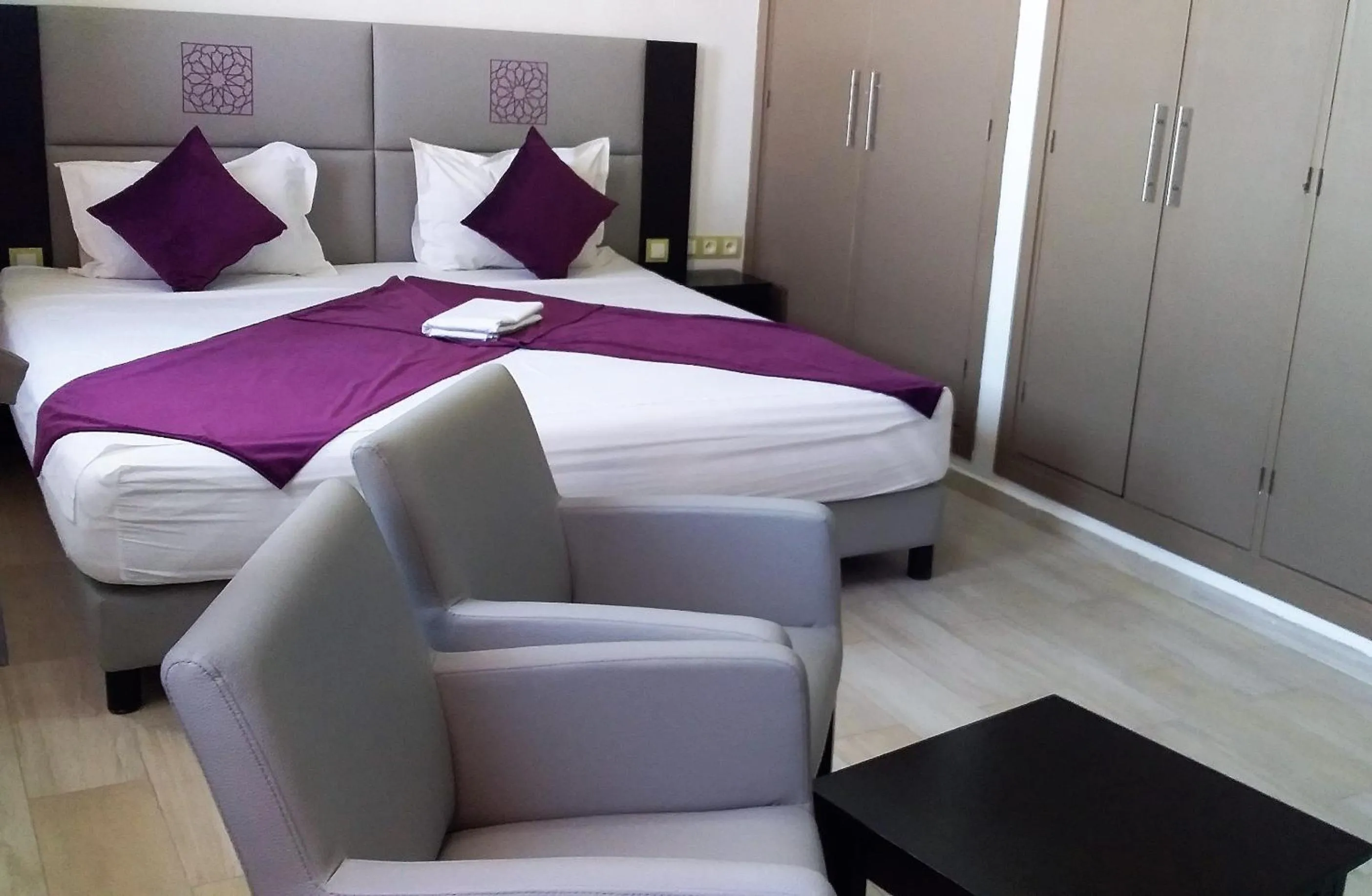 Bed in Motel Safari Budget