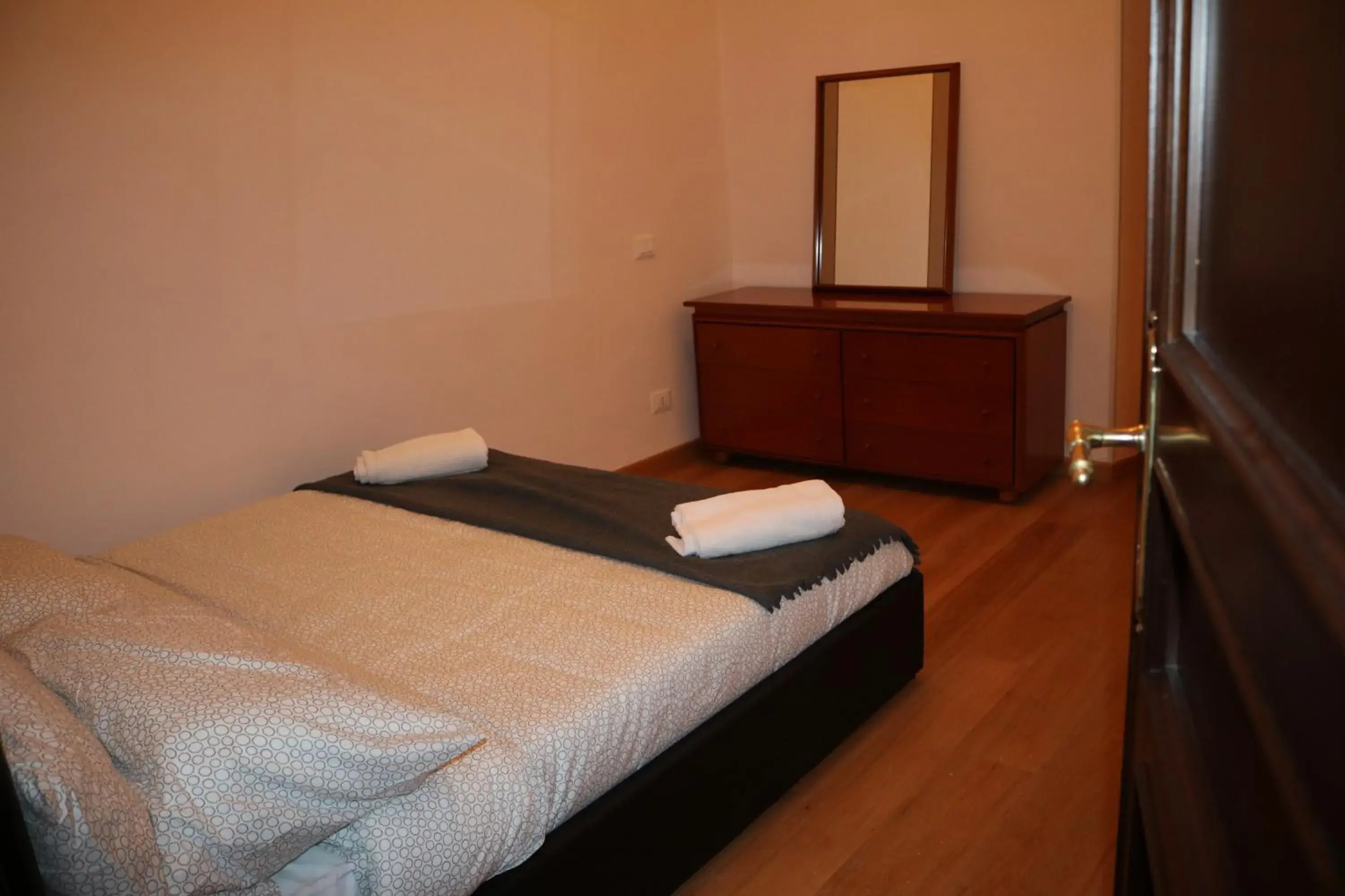 Double Room in R.T. HOUSE'S Double Room in R.T. HOUSE'S