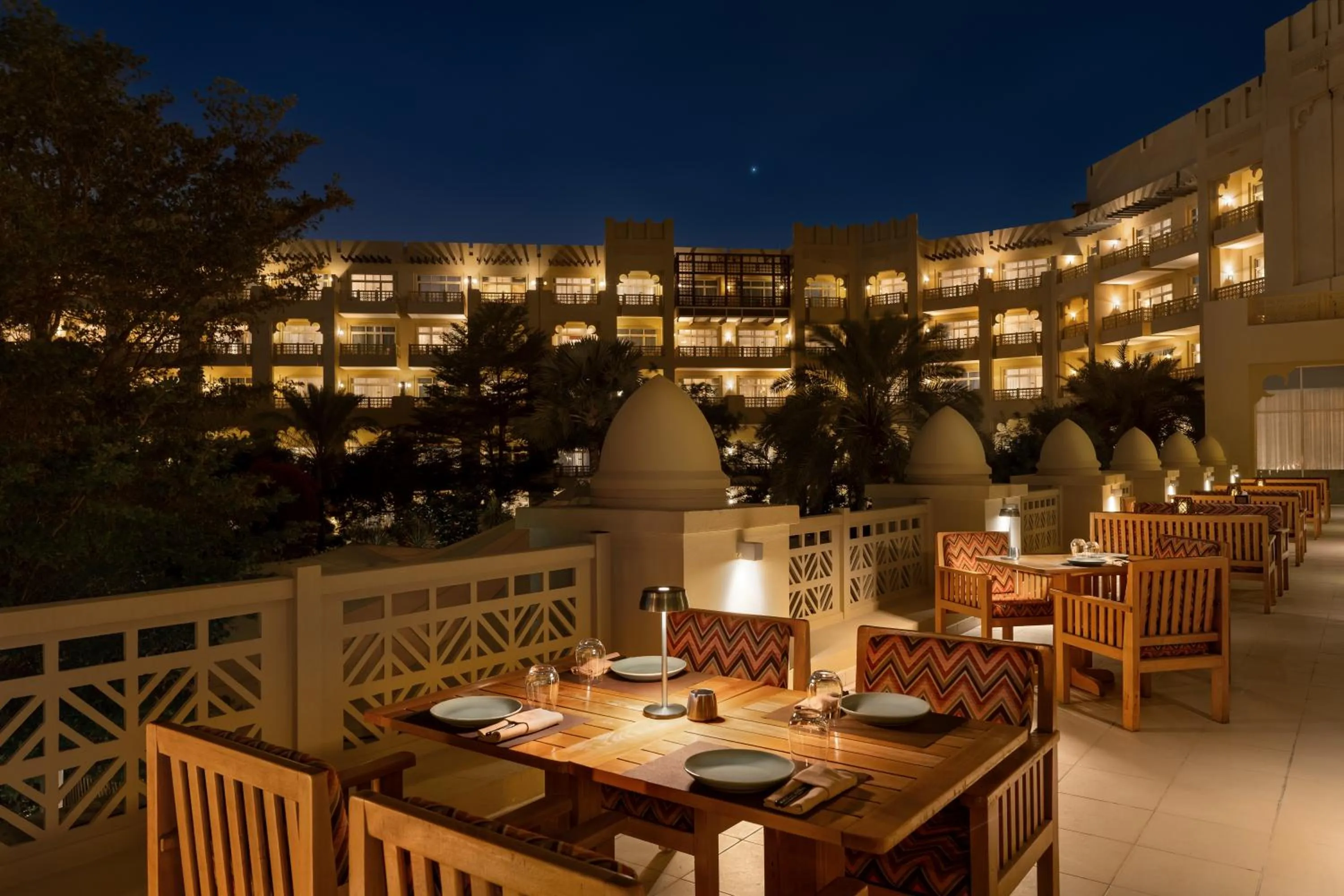 Restaurant/places to eat in Grand Hyatt Doha Hotel & Villas