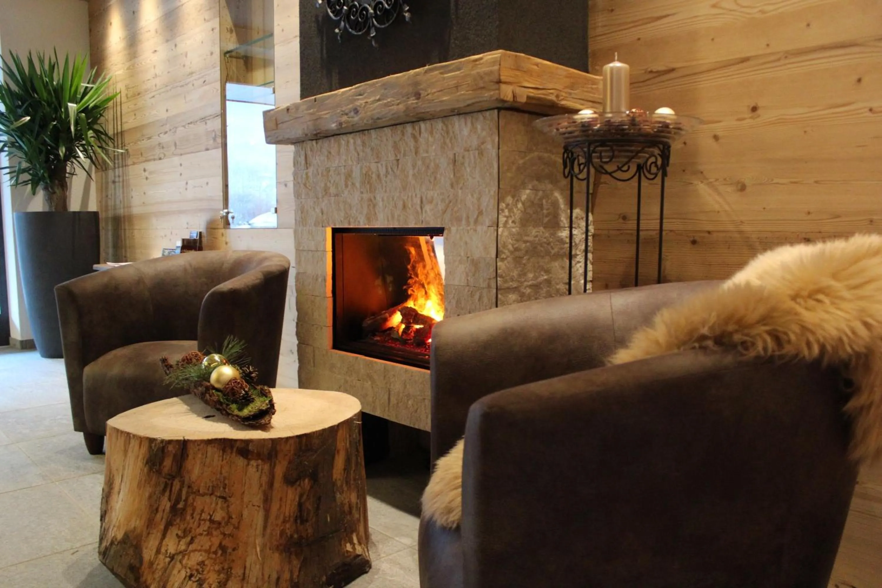 Lobby or reception in Appartement Hotel Erlhof Deluxe