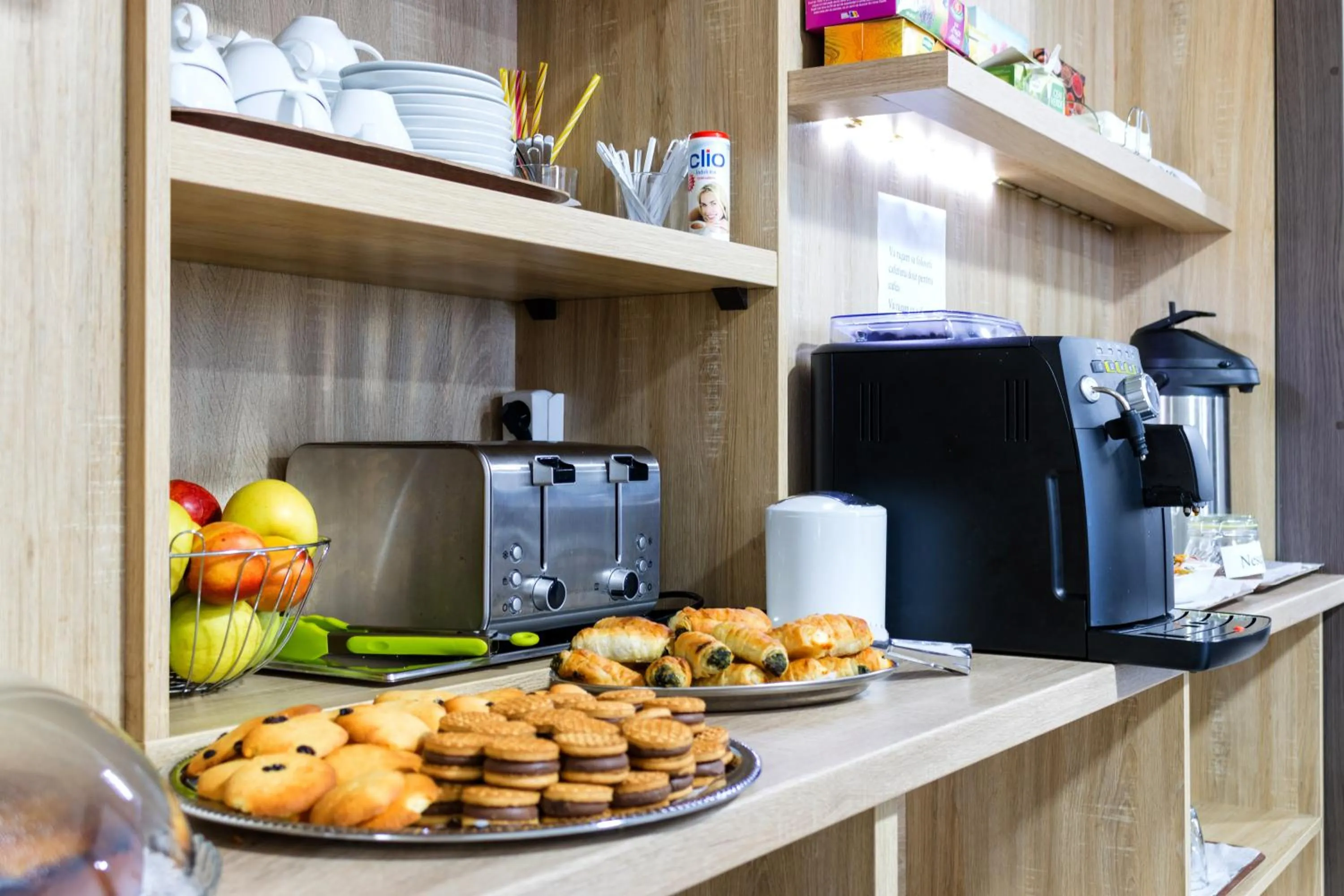 Breakfast in HB Brilliant