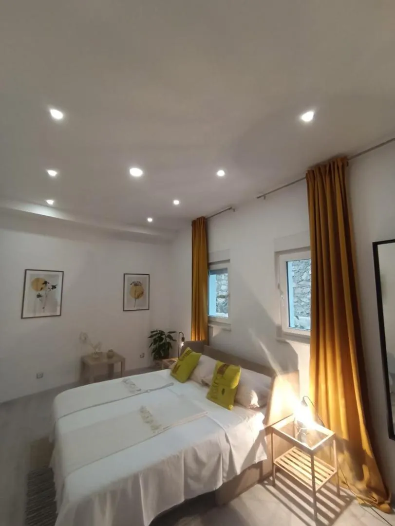 Bed in Luxury villa Mae in Makarska, pool and gym