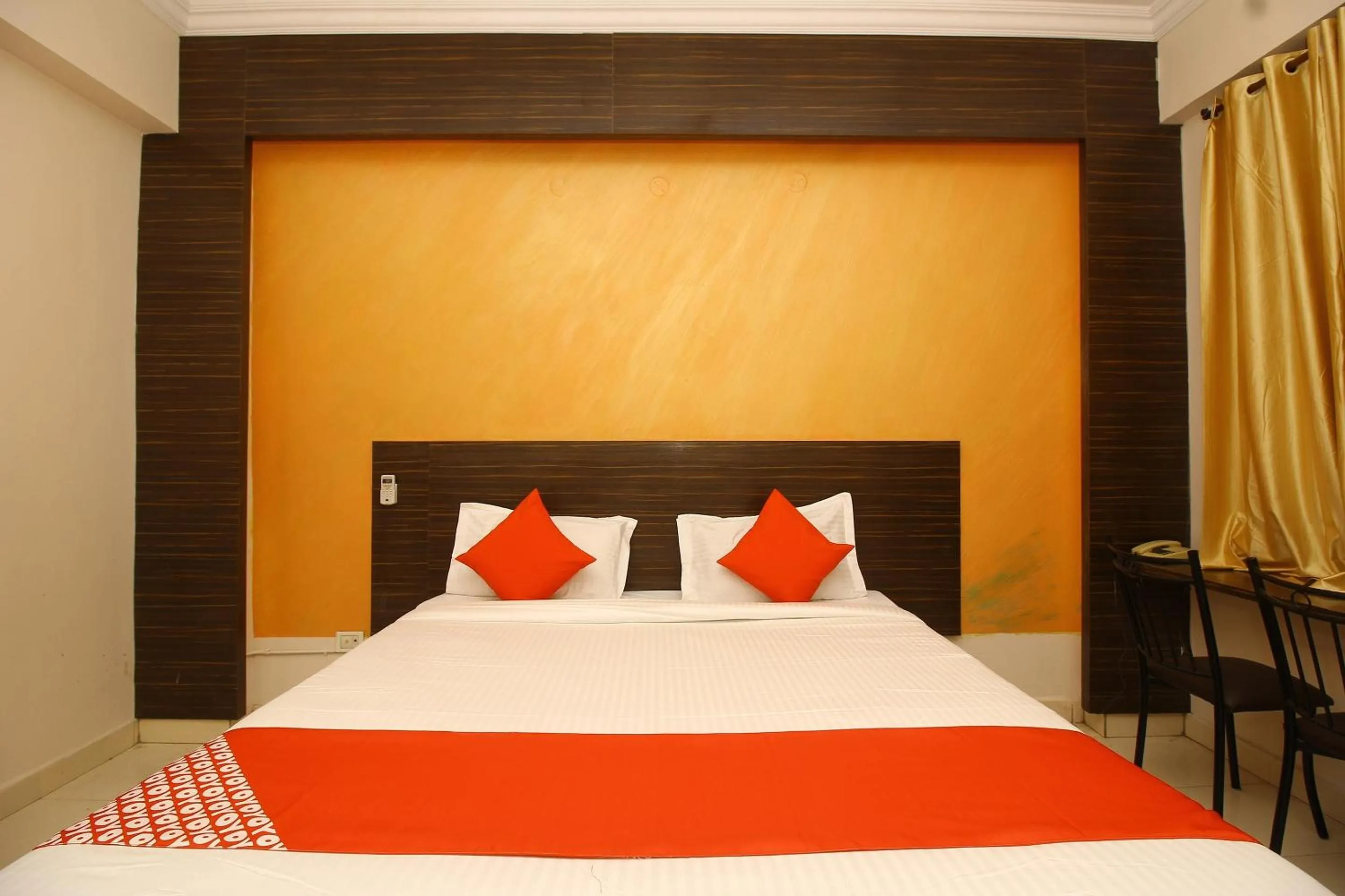 Bedroom, Bed in Super Hotel O Nav Bharath Residency