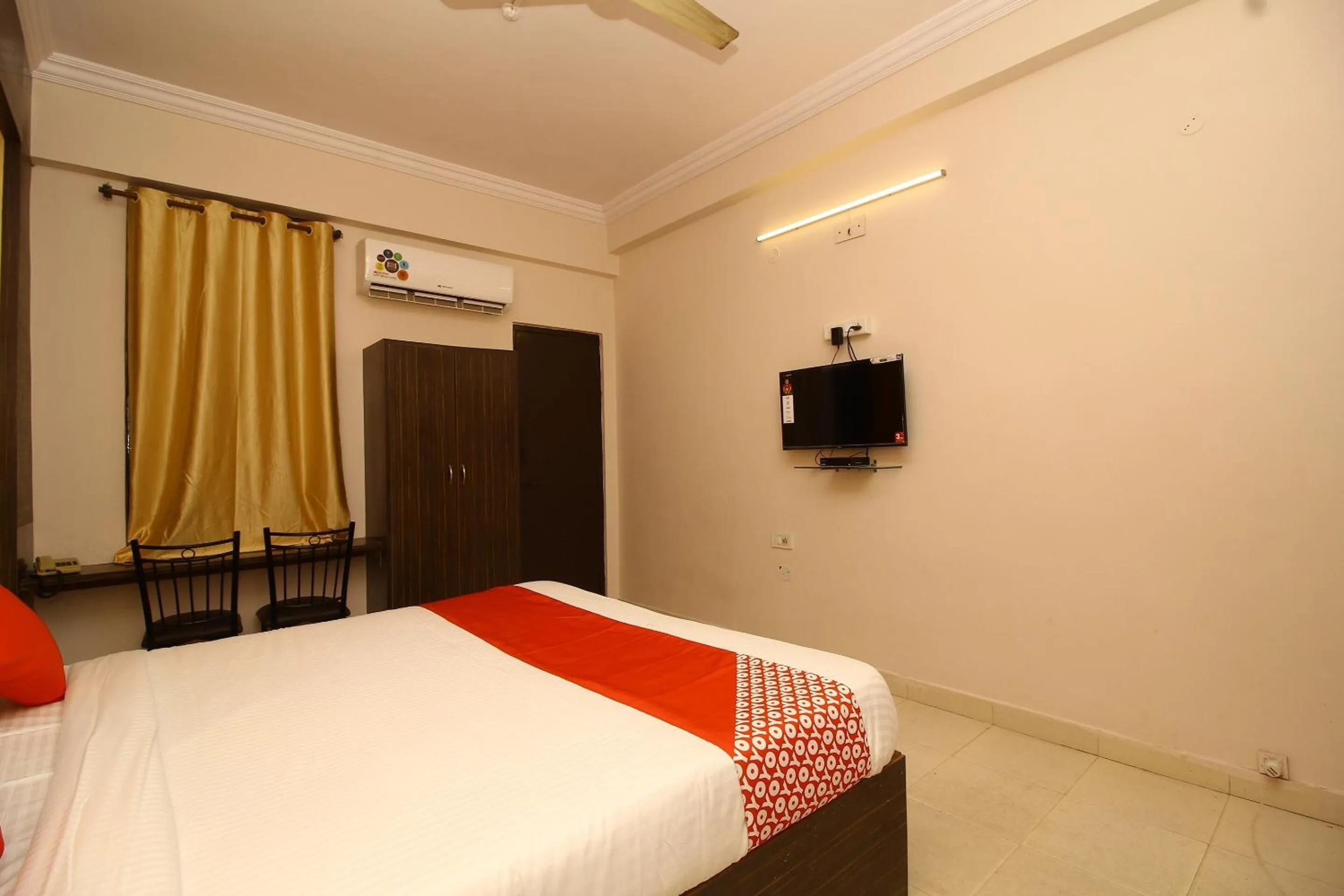 Facade/entrance, Bed in Super Hotel O Nav Bharath Residency
