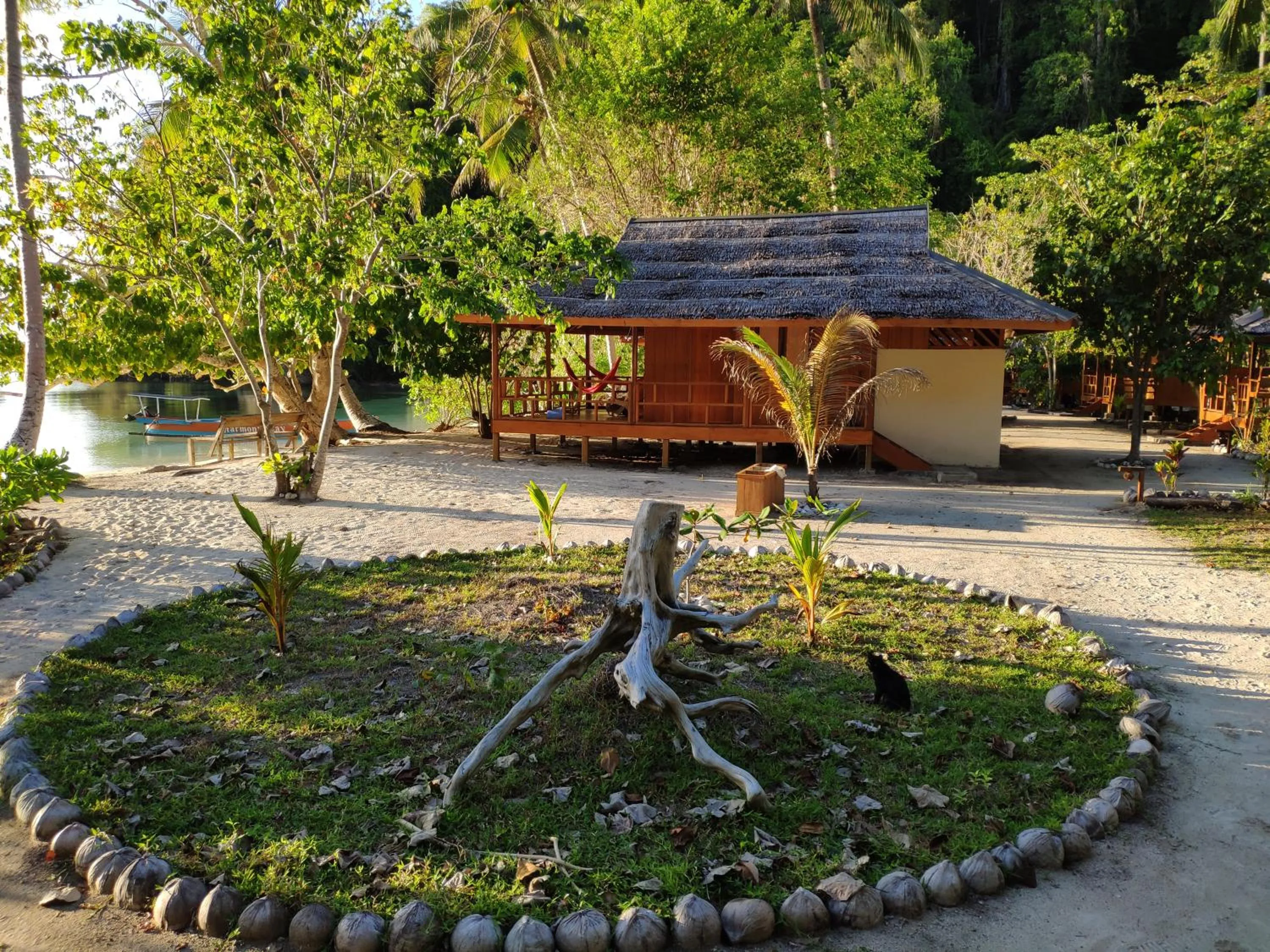 Garden in Harmony Bay Resort and Dive Center