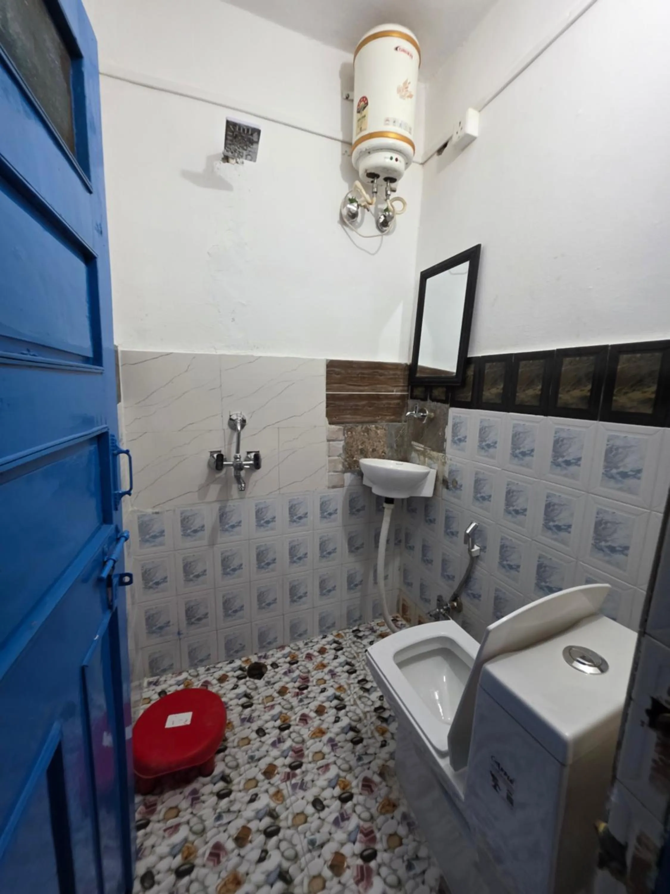 Bathroom in Mirvana Guest House & Camel safari