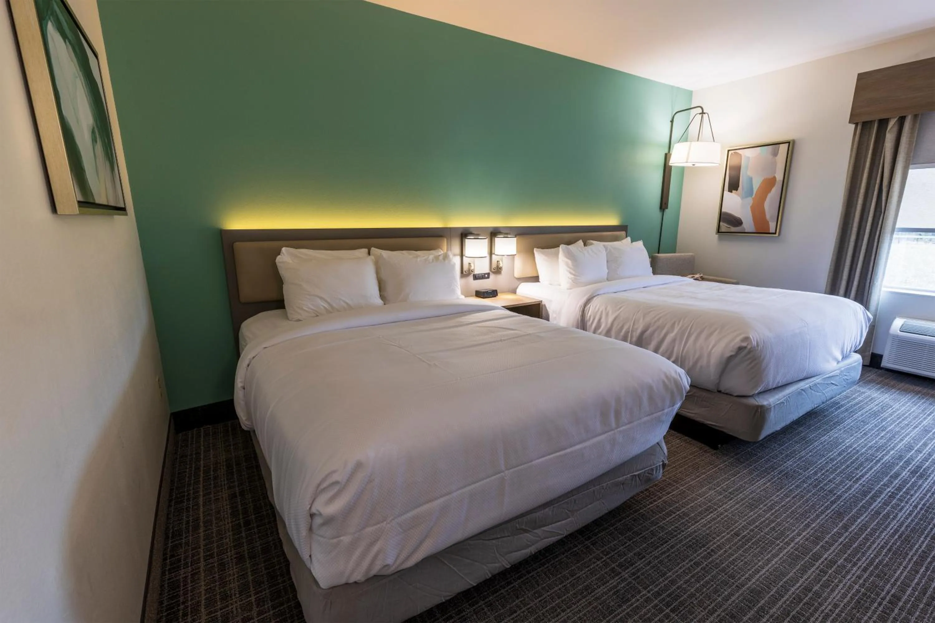 Bed in Comfort Inn & Suites New Iberia - Avery Island