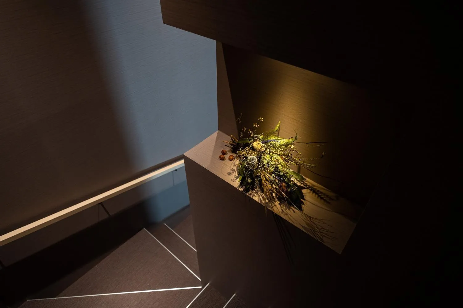 Property building in Gunjo no Tsuki