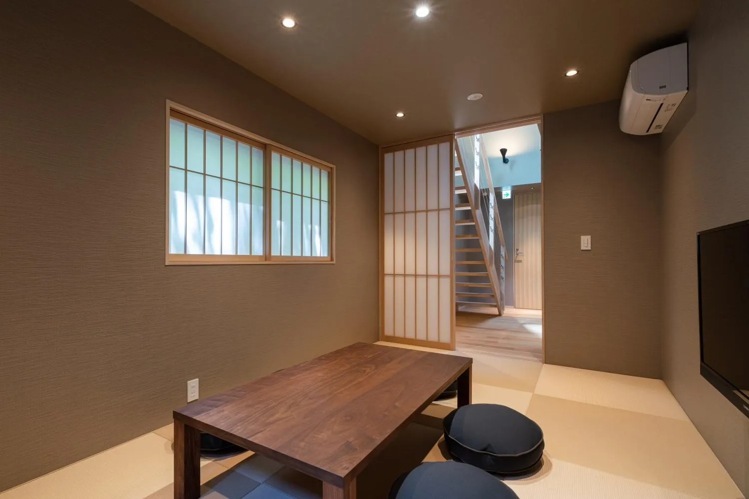 Dining area in Gunjo no Tsuki