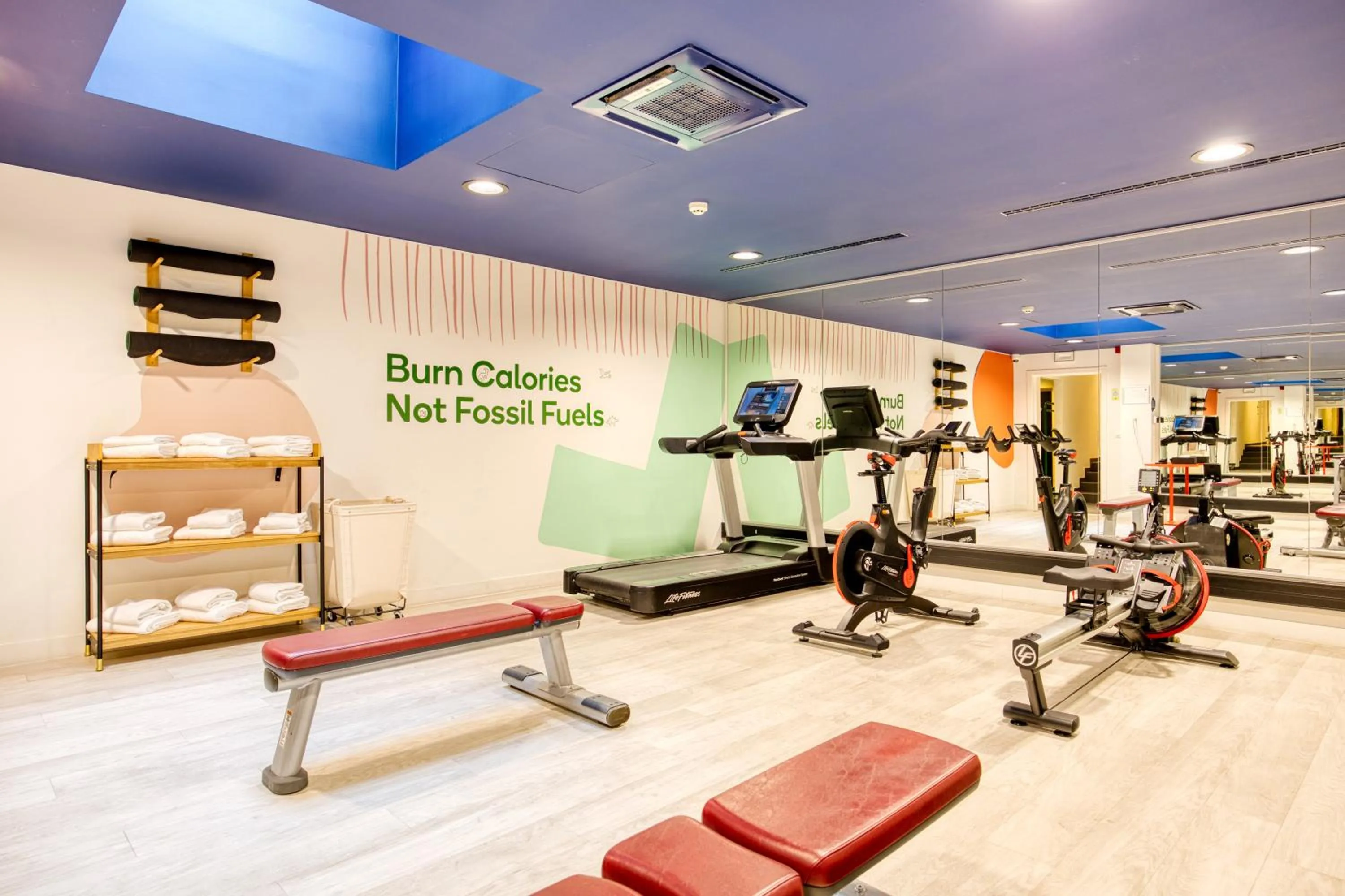 Fitness centre/facilities in B&B HOTEL Brussels Centre Louise