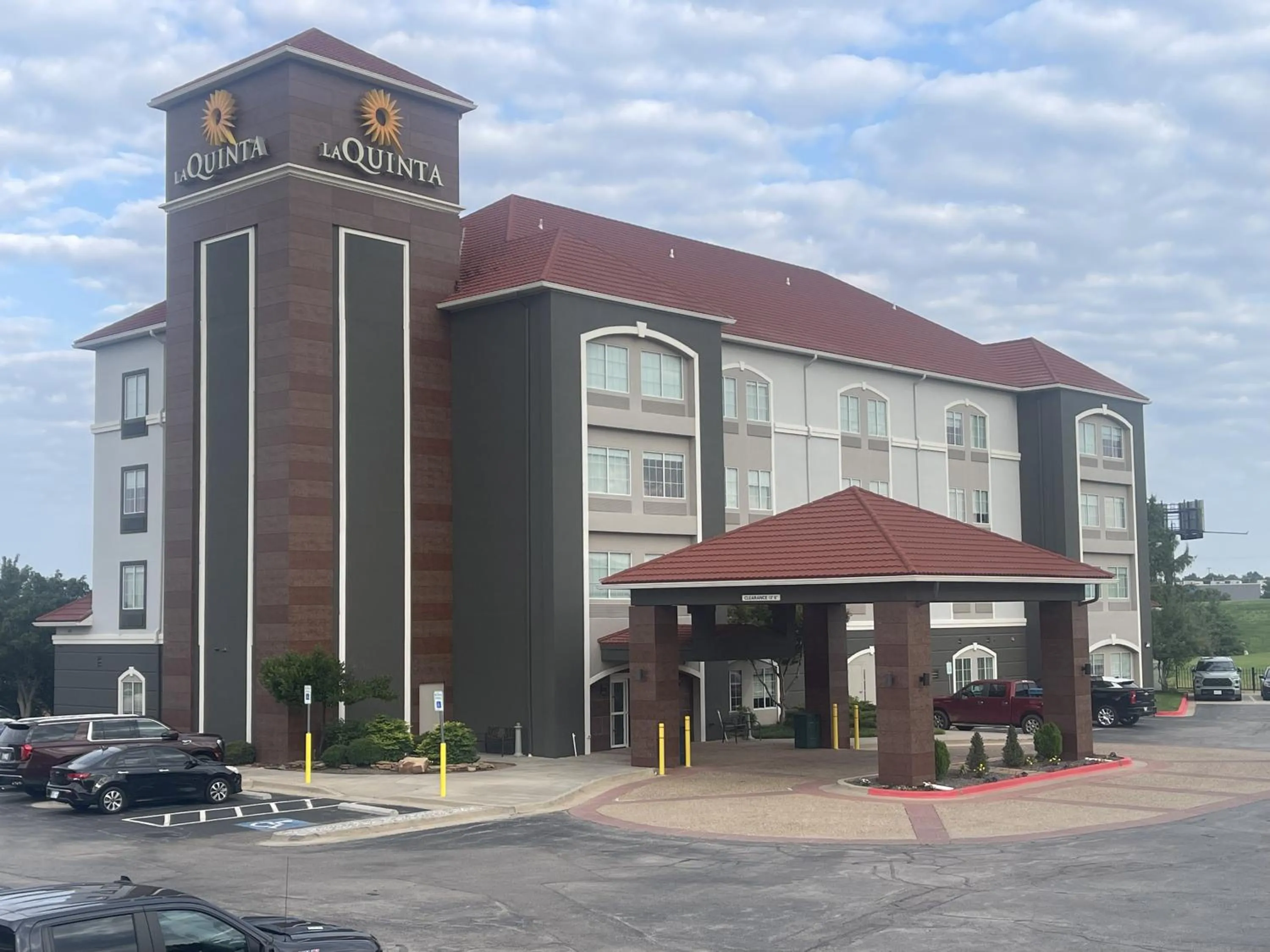 Property building in La Quinta by Wyndham Oklahoma City - Moore