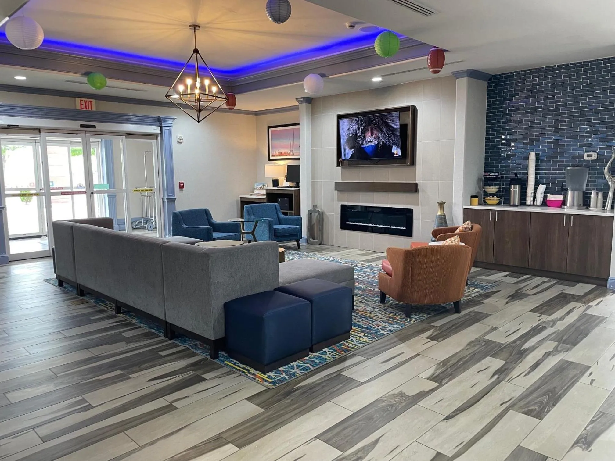 Lobby or reception in La Quinta by Wyndham Oklahoma City - Moore