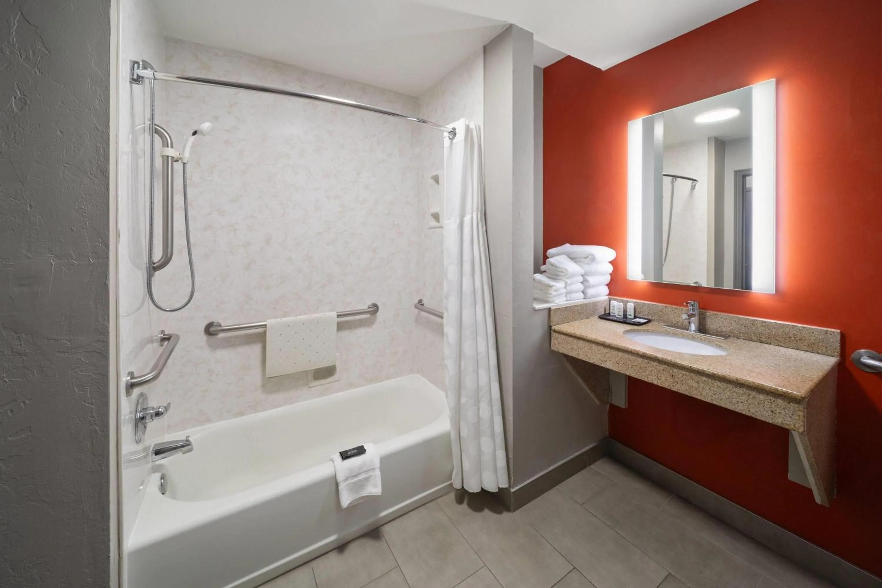 Photo of the whole room in La Quinta by Wyndham Oklahoma City - Moore