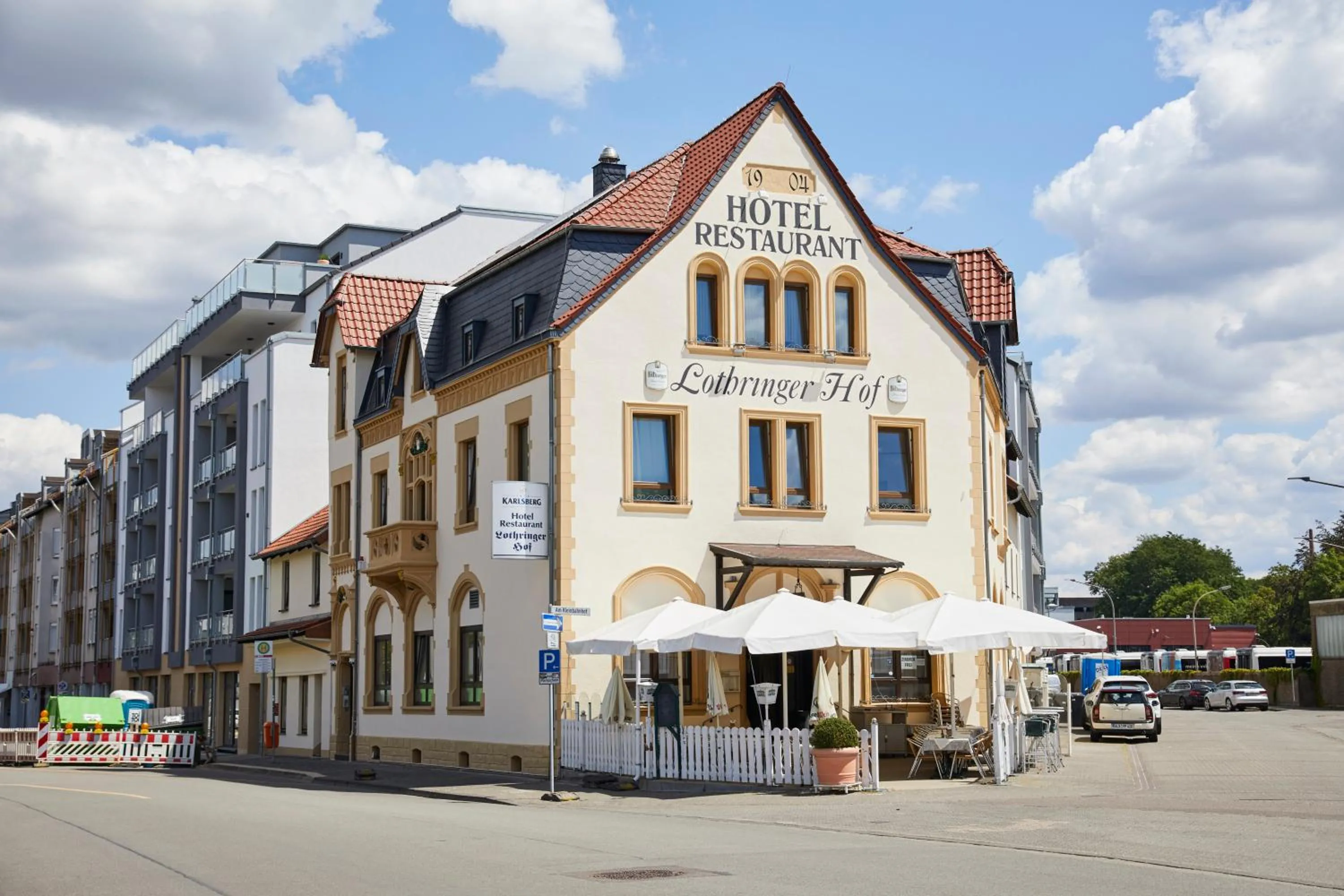 Restaurant/places to eat in Lothringer Hof