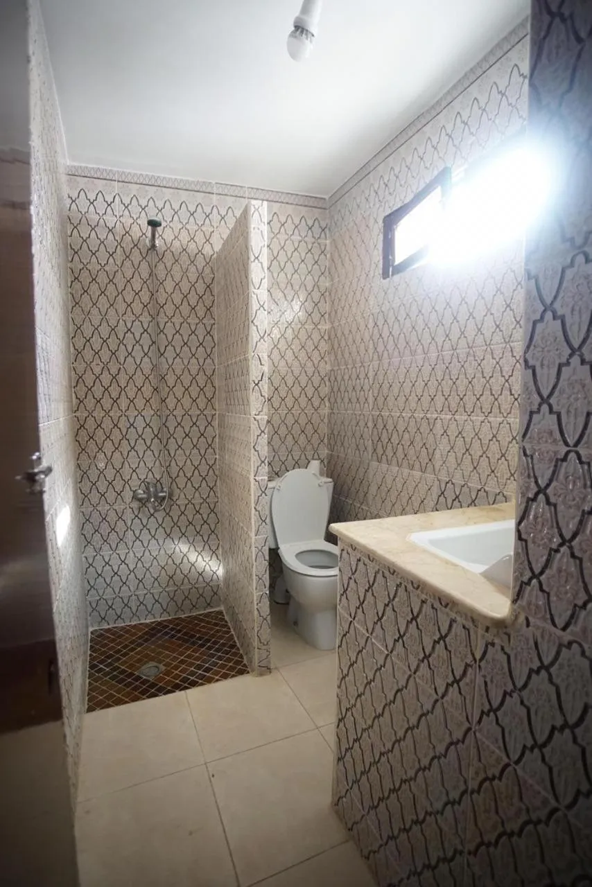 Bathroom in HOTEL REGINA