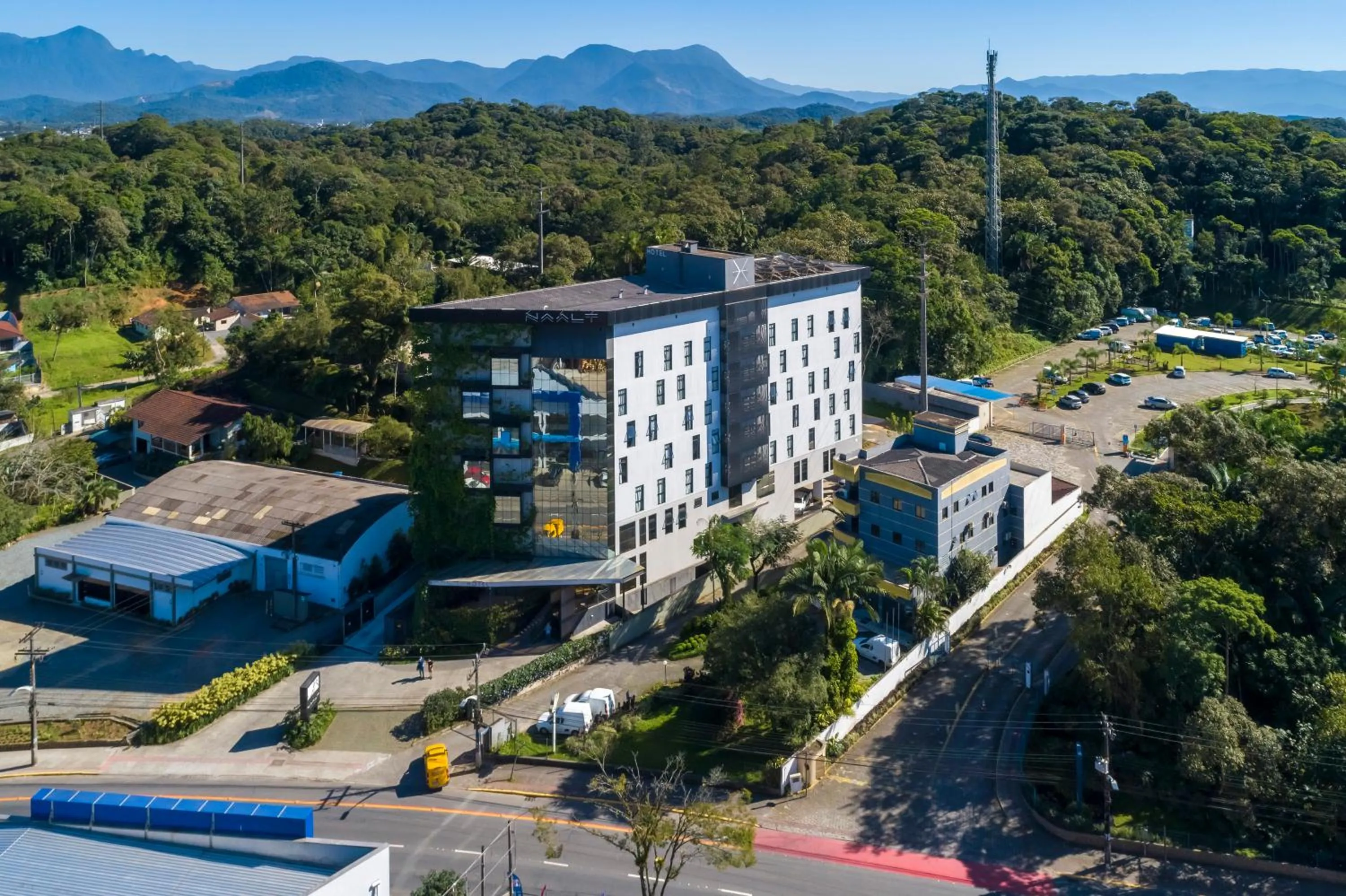 Property building in Naalt Hotel Joinville