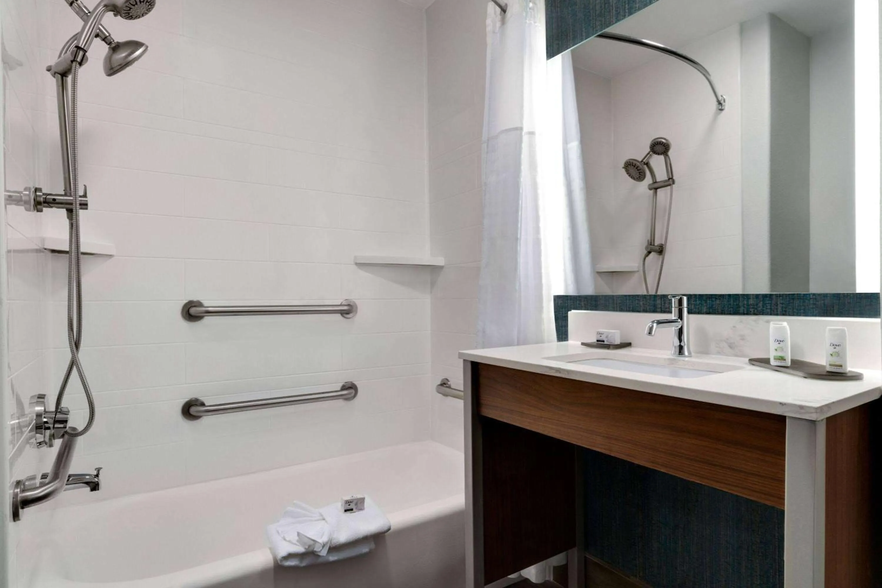 Shower in La Quinta by Wyndham Stephenville