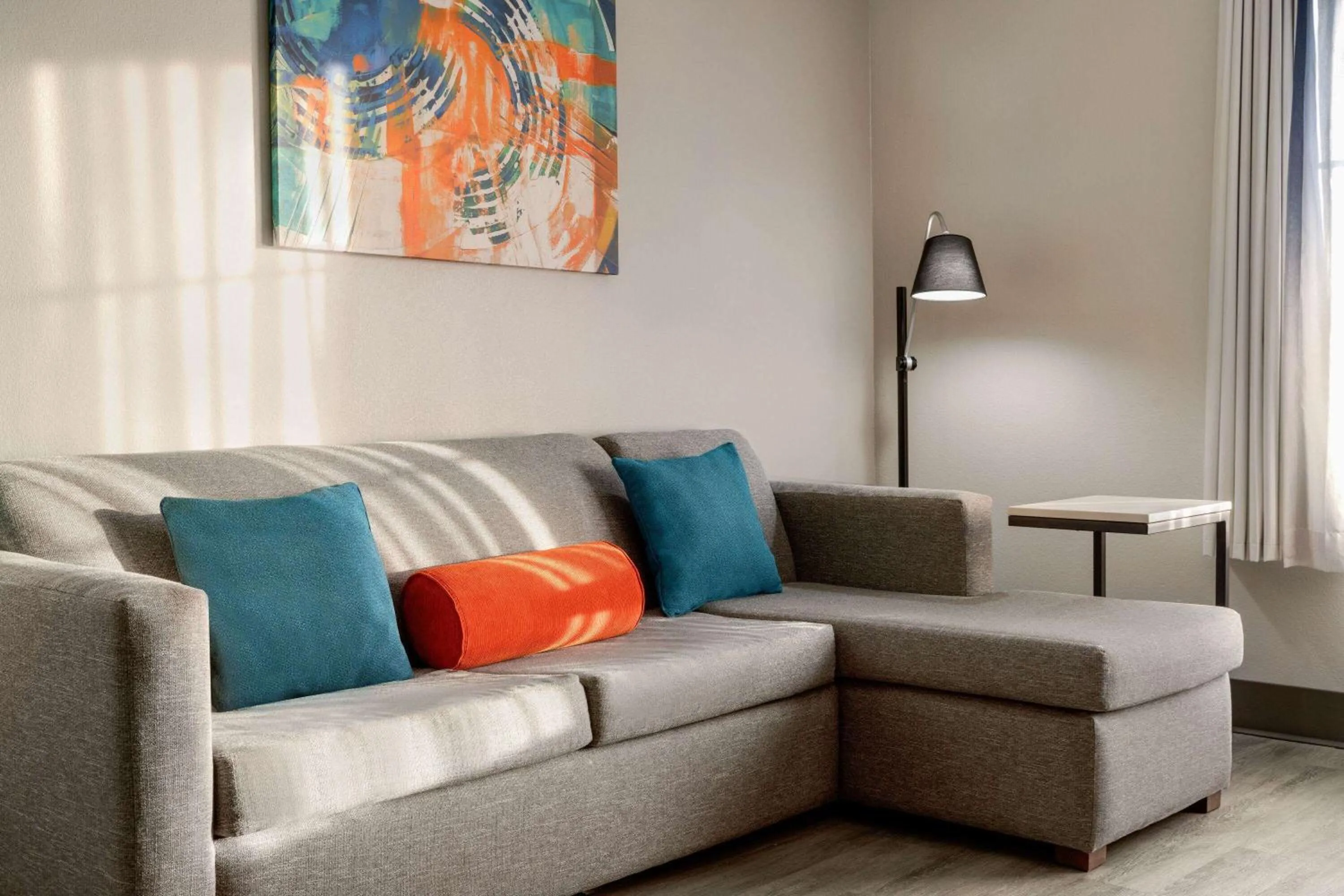 Photo of the whole room in La Quinta by Wyndham Stephenville