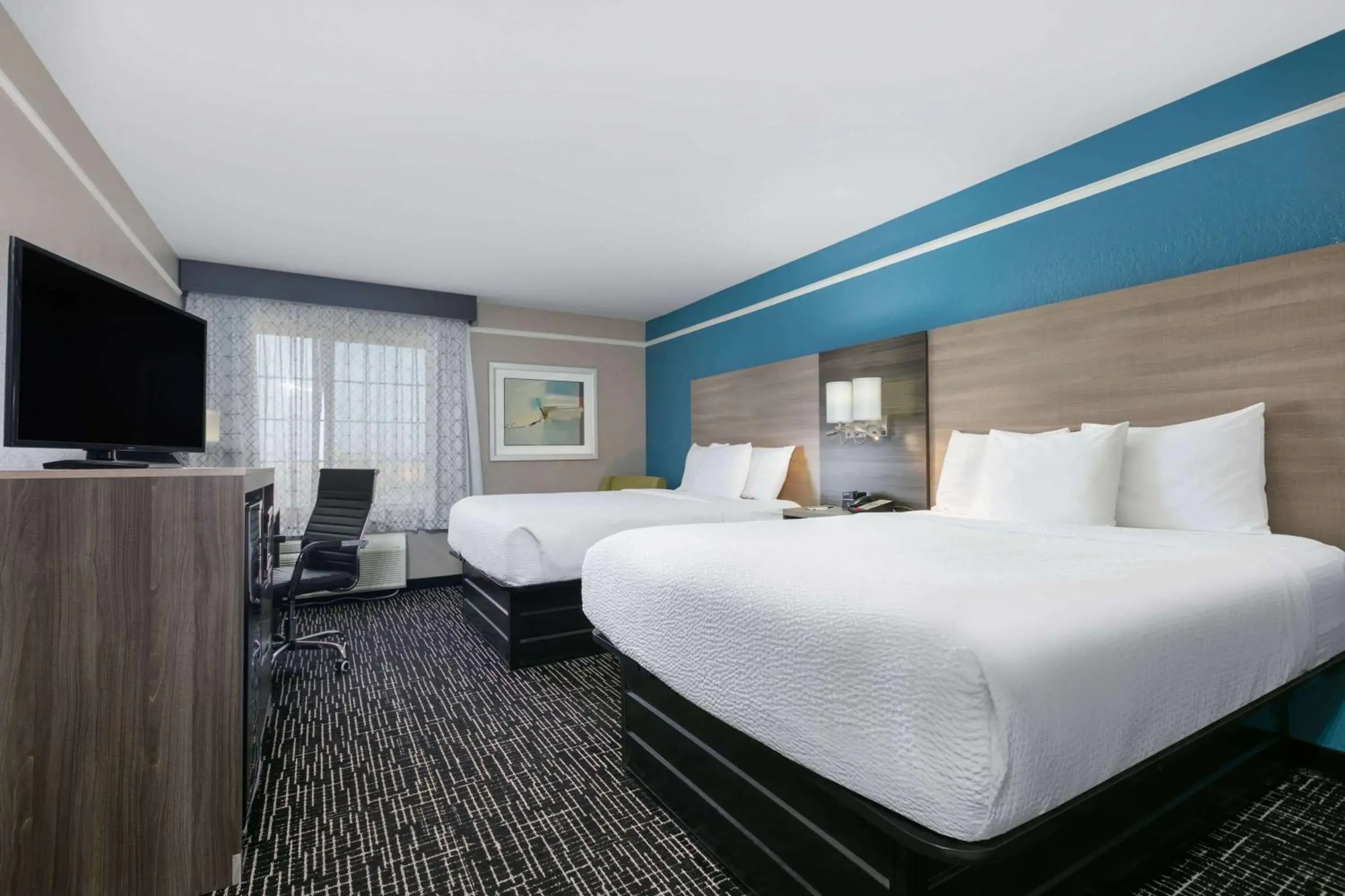 Deluxe Queen Room with Two Queen Beds in La Quinta by Wyndham Weatherford Deluxe Queen Room with Two Queen Beds in La Quinta by Wyndham Weatherford