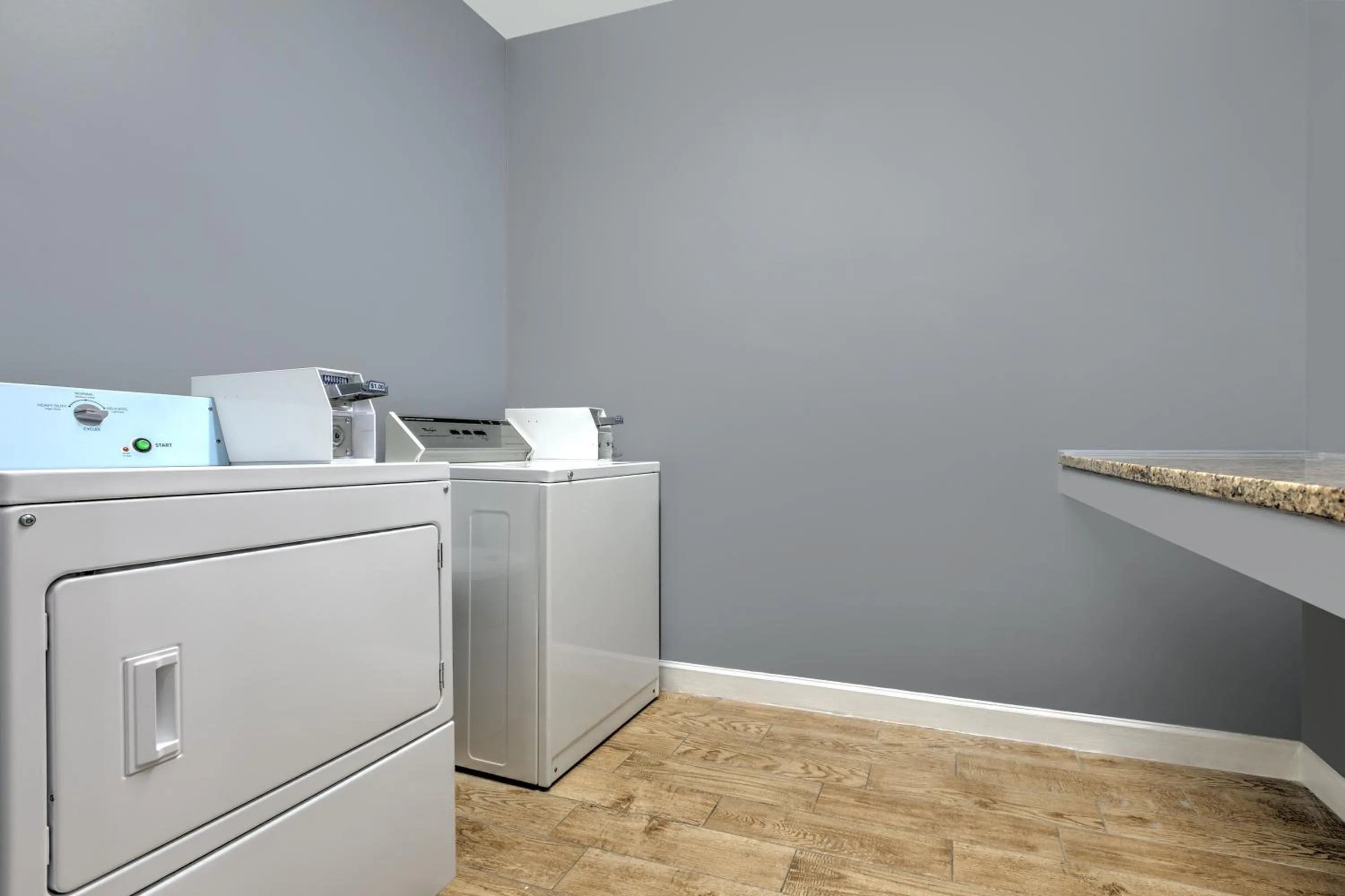 laundry in La Quinta by Wyndham Weatherford