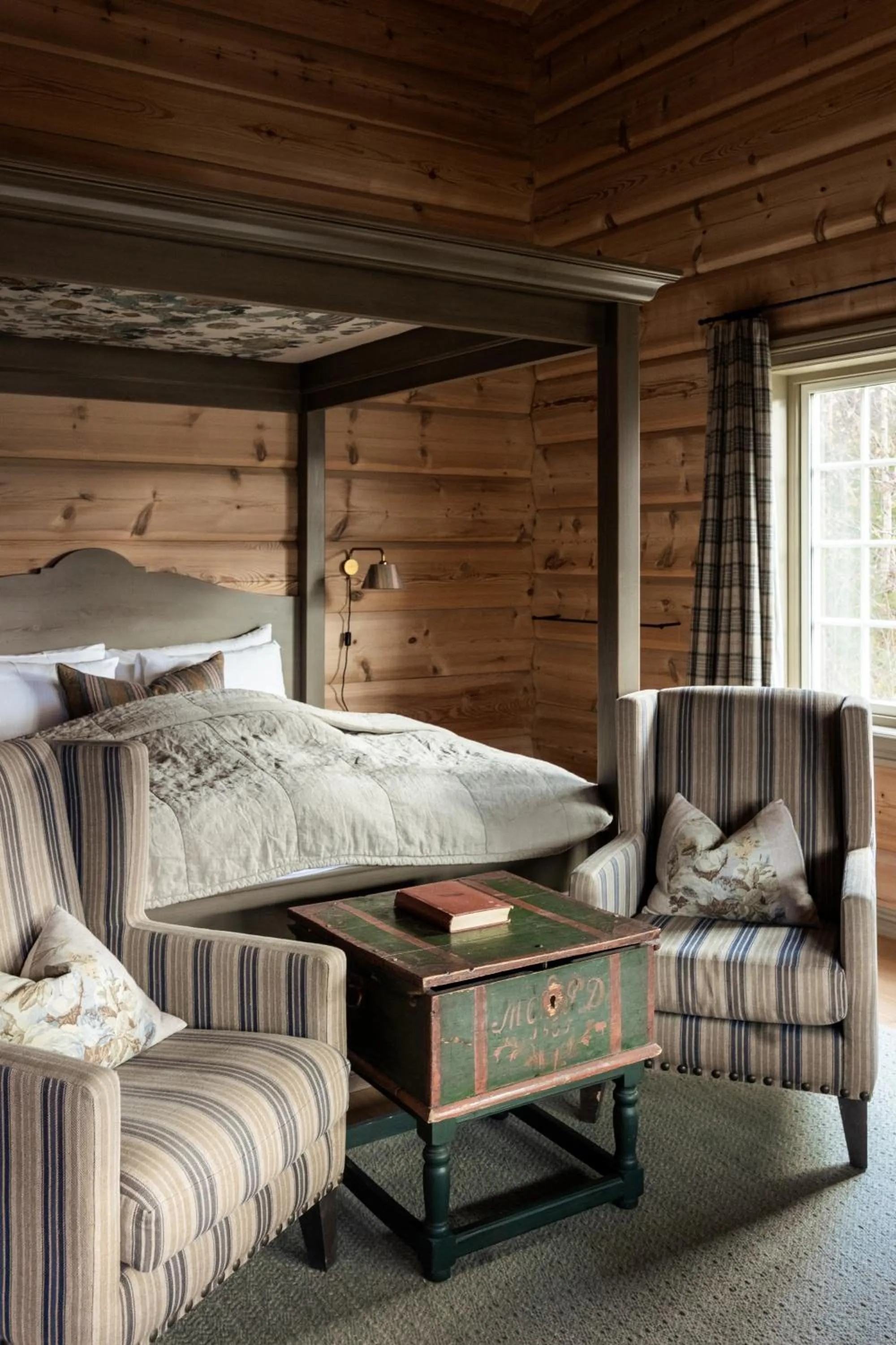 Bed in Storfjord Hotel