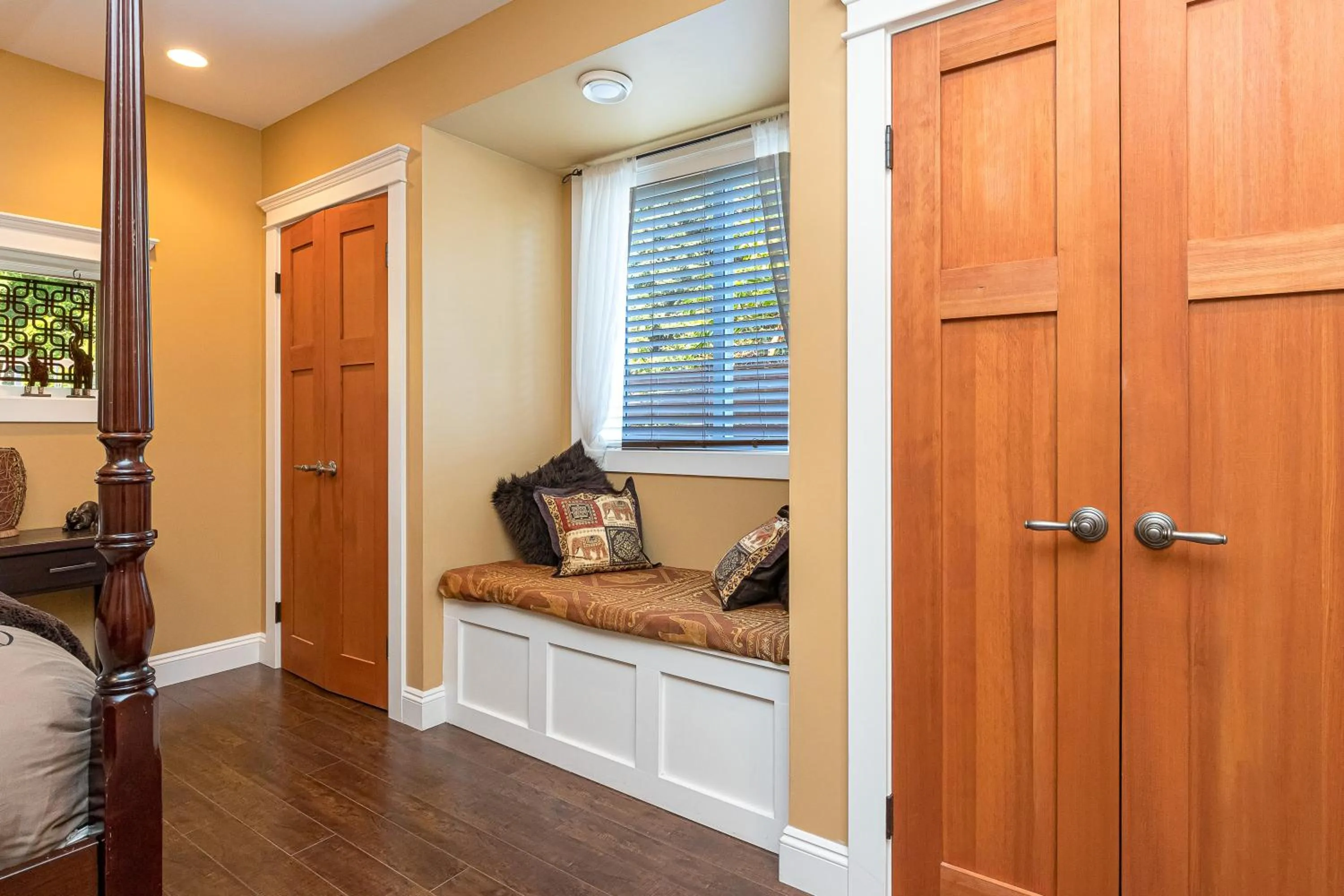 wardrobe in Shawnigan Suite B & B