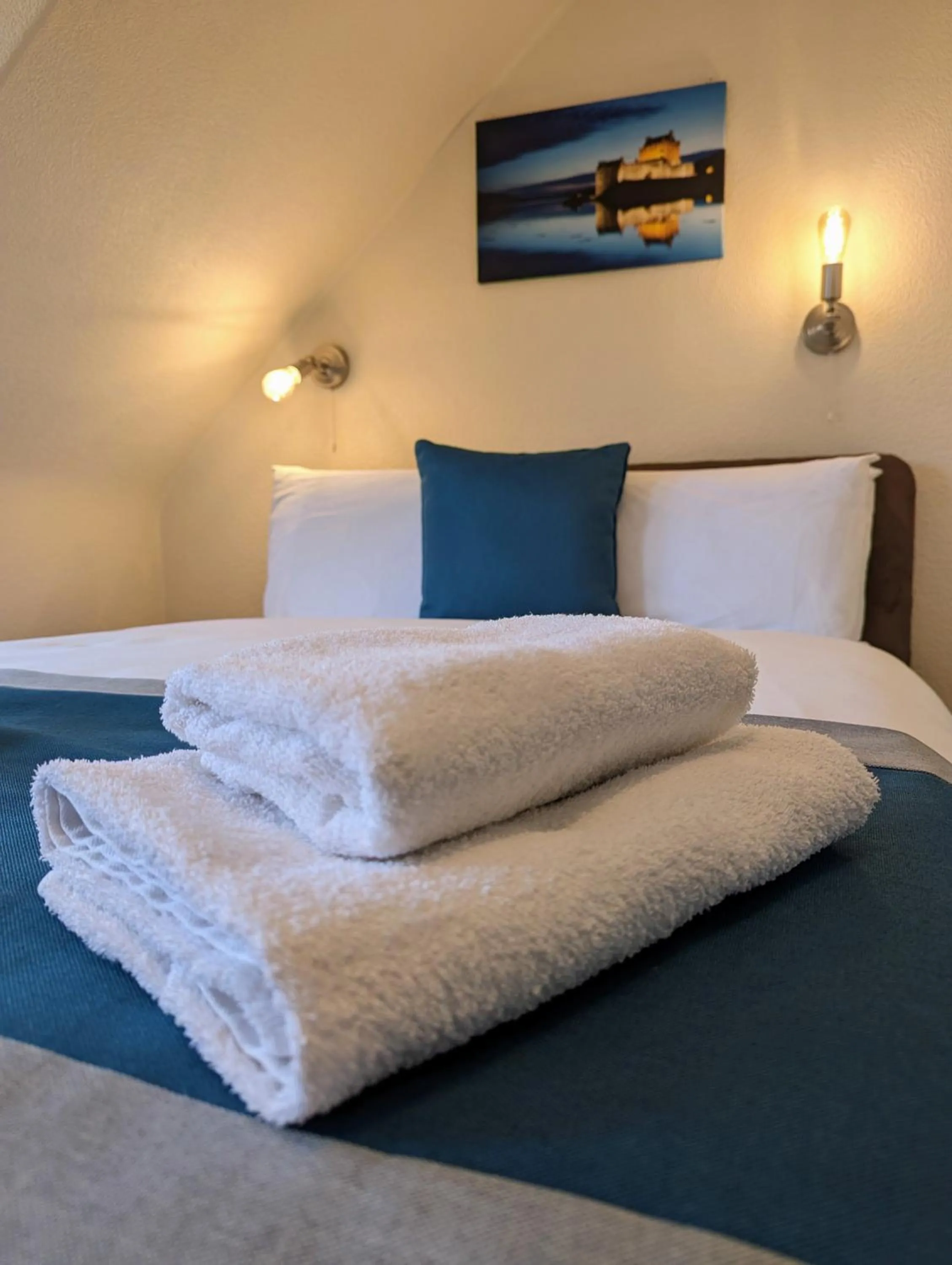 Bed in The Coo's Guest House