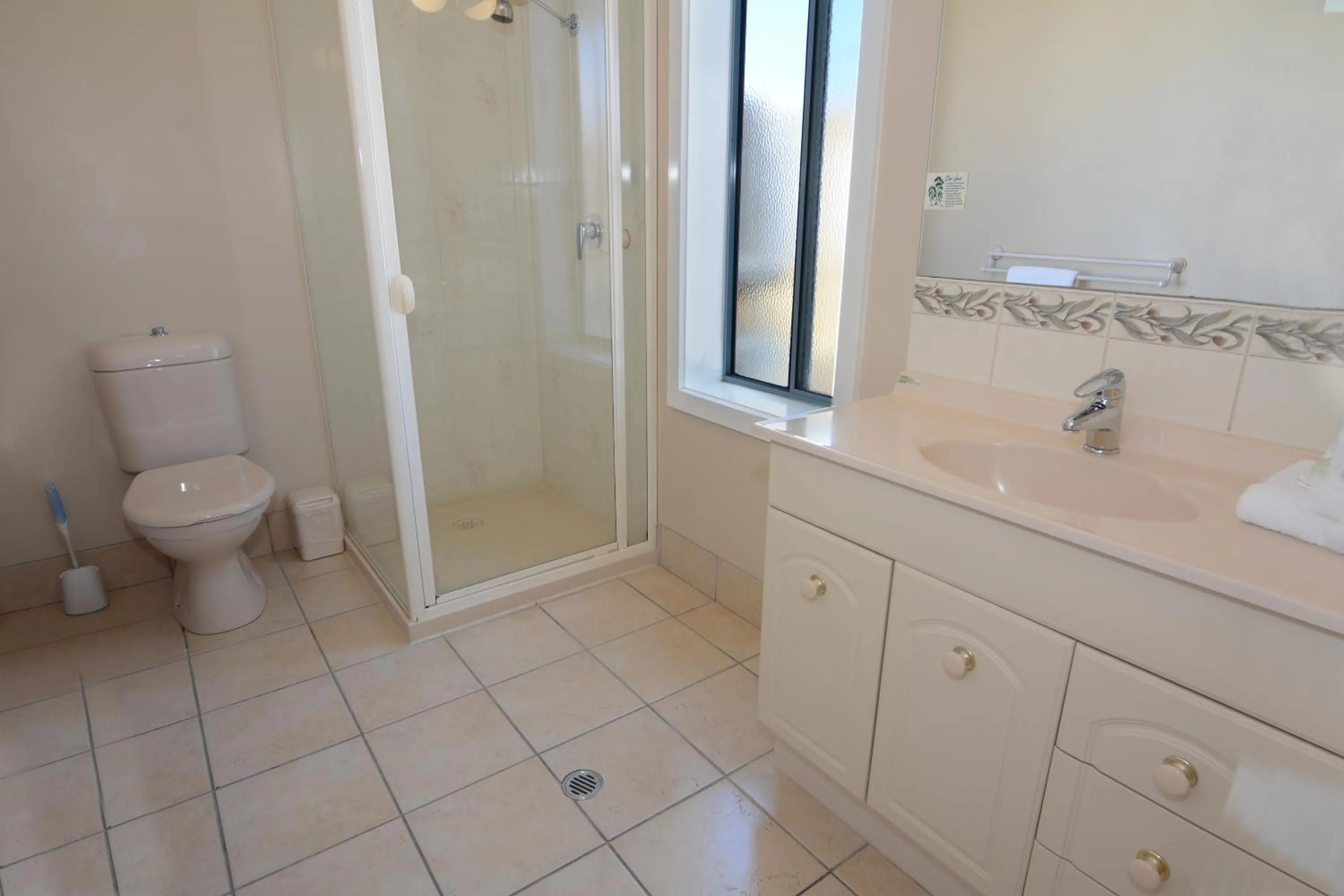 Shower in City Centre Motel