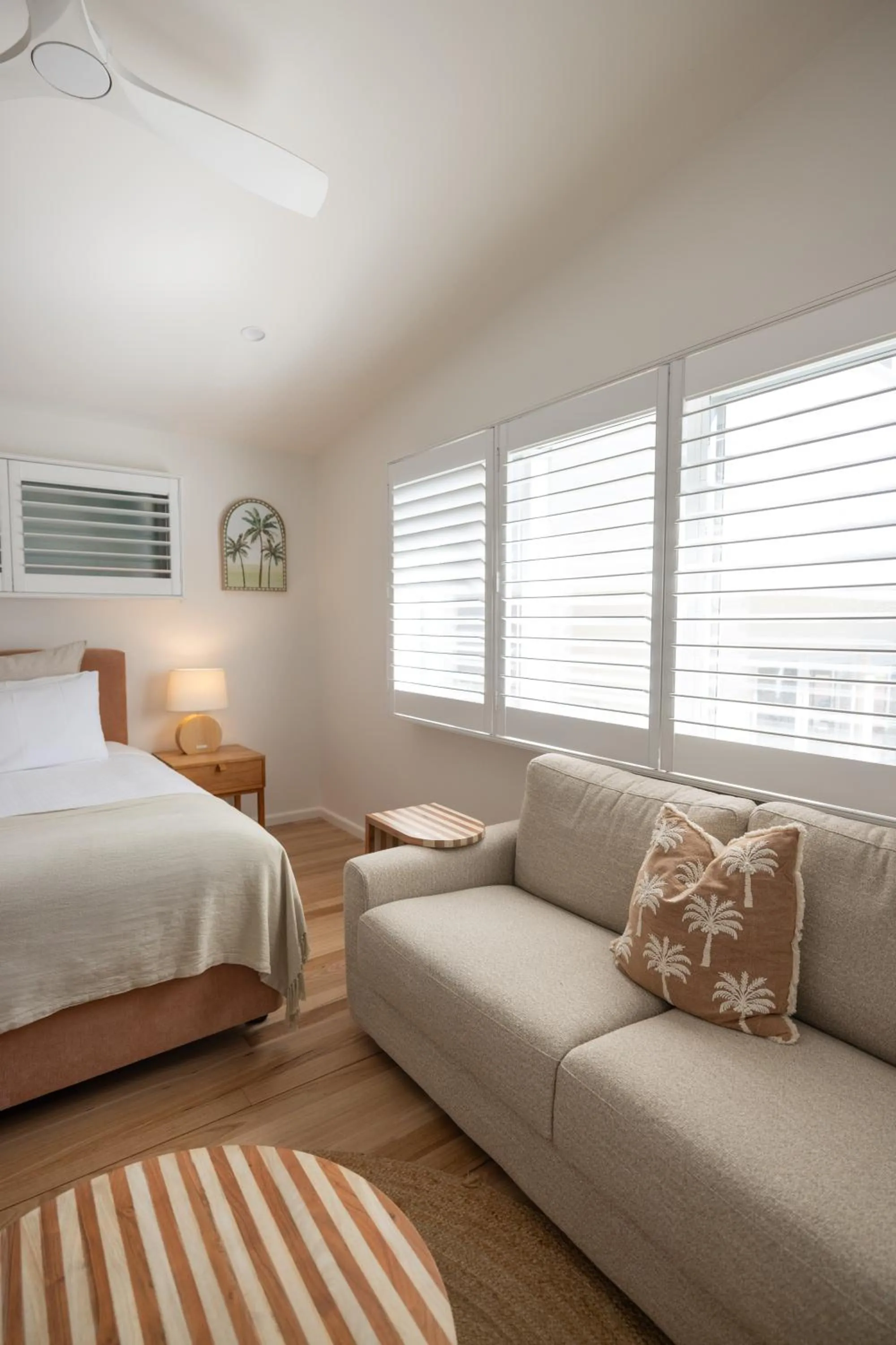Living room, Bed in Aloha Byron Bay