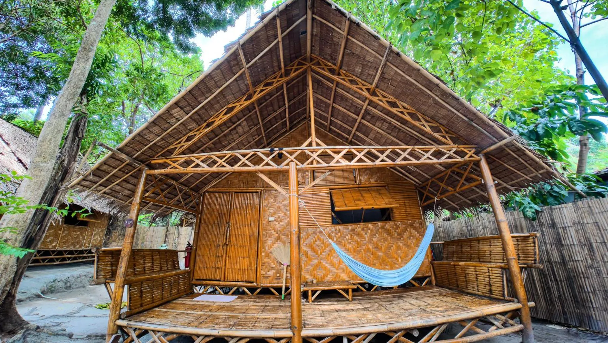 Forra Dive Resort Pattaya Beach