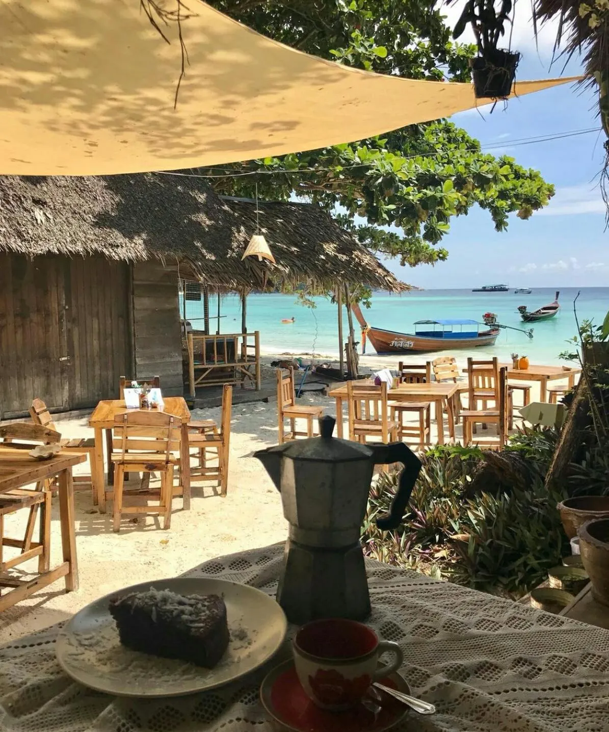 Restaurant/places to eat in Forra Dive Resort Pattaya Beach